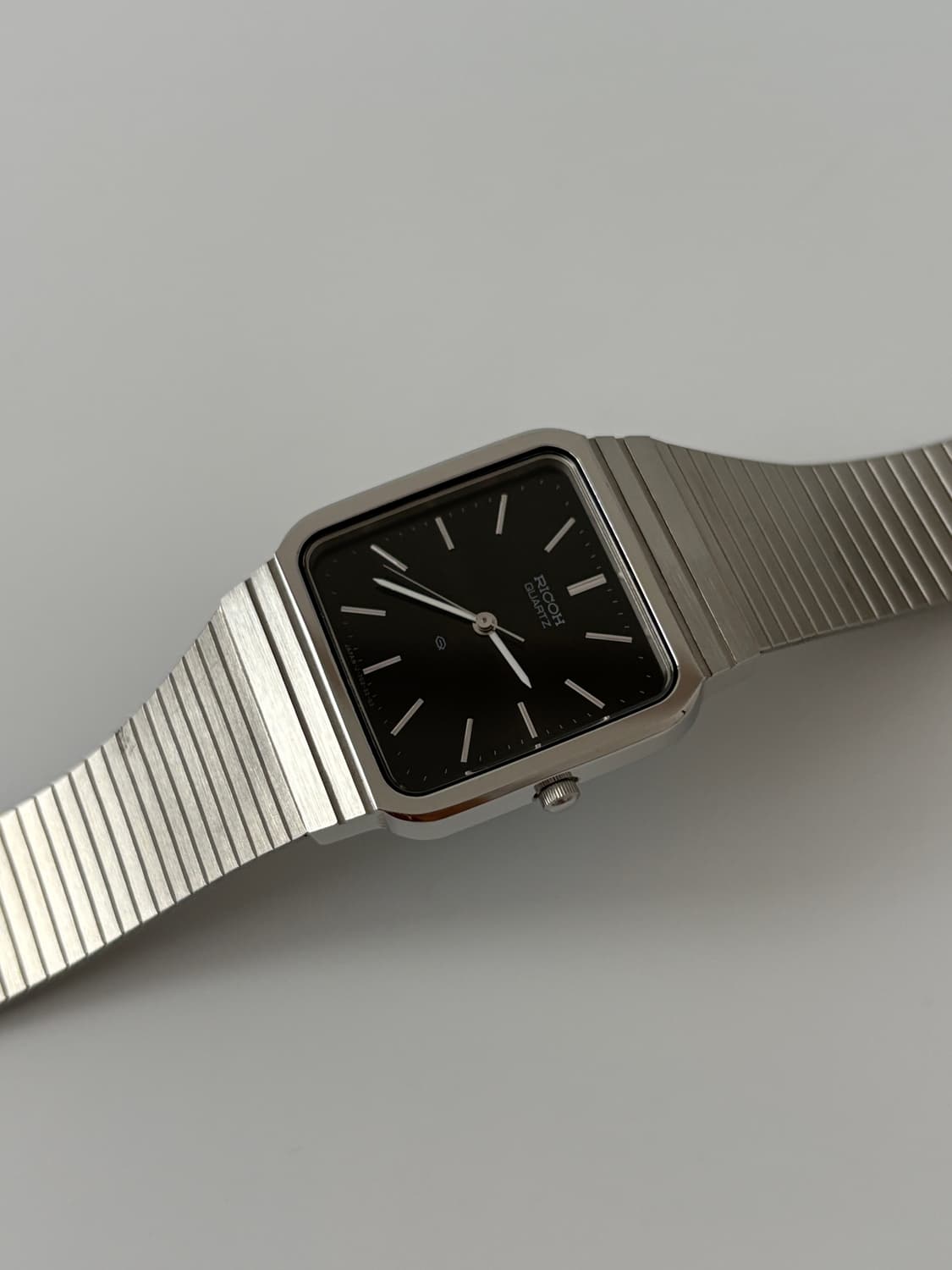 80s black sunburst dial square quartz 상품이미지5
