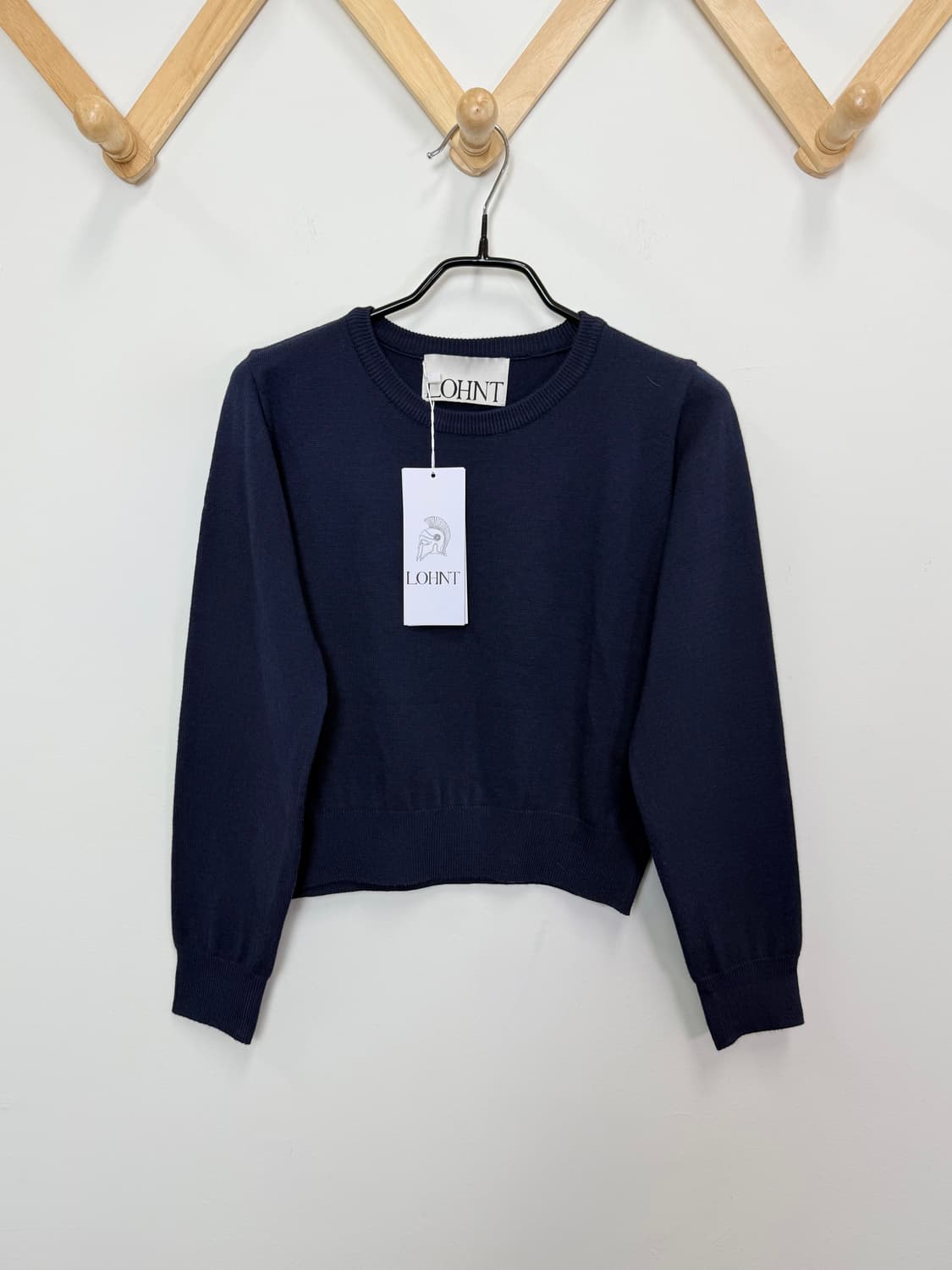 LOHNT 론트 크롭 니트 상품이미지1