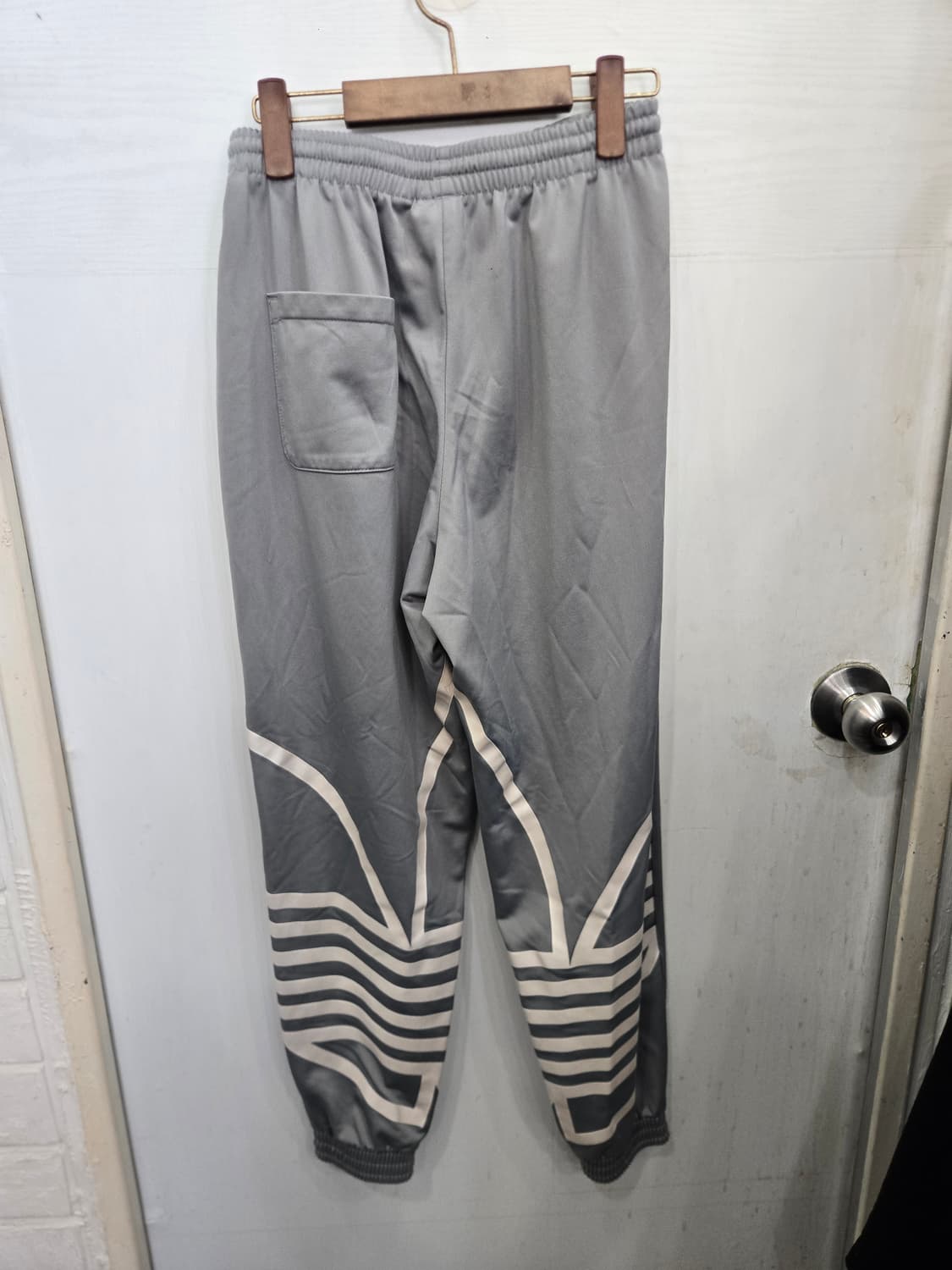 S,90 넉넉한핏 )) adidas 아디다스 바지! 허리고무줄! 짱예뻐요 상품이미지4