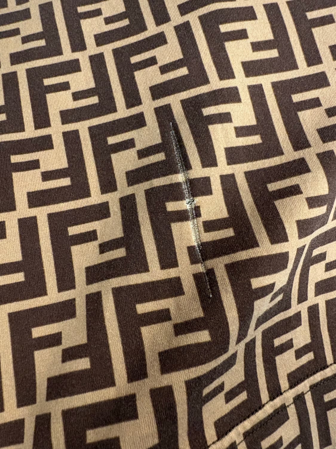 펜디 주카 패턴 티셔츠 상품이미지7