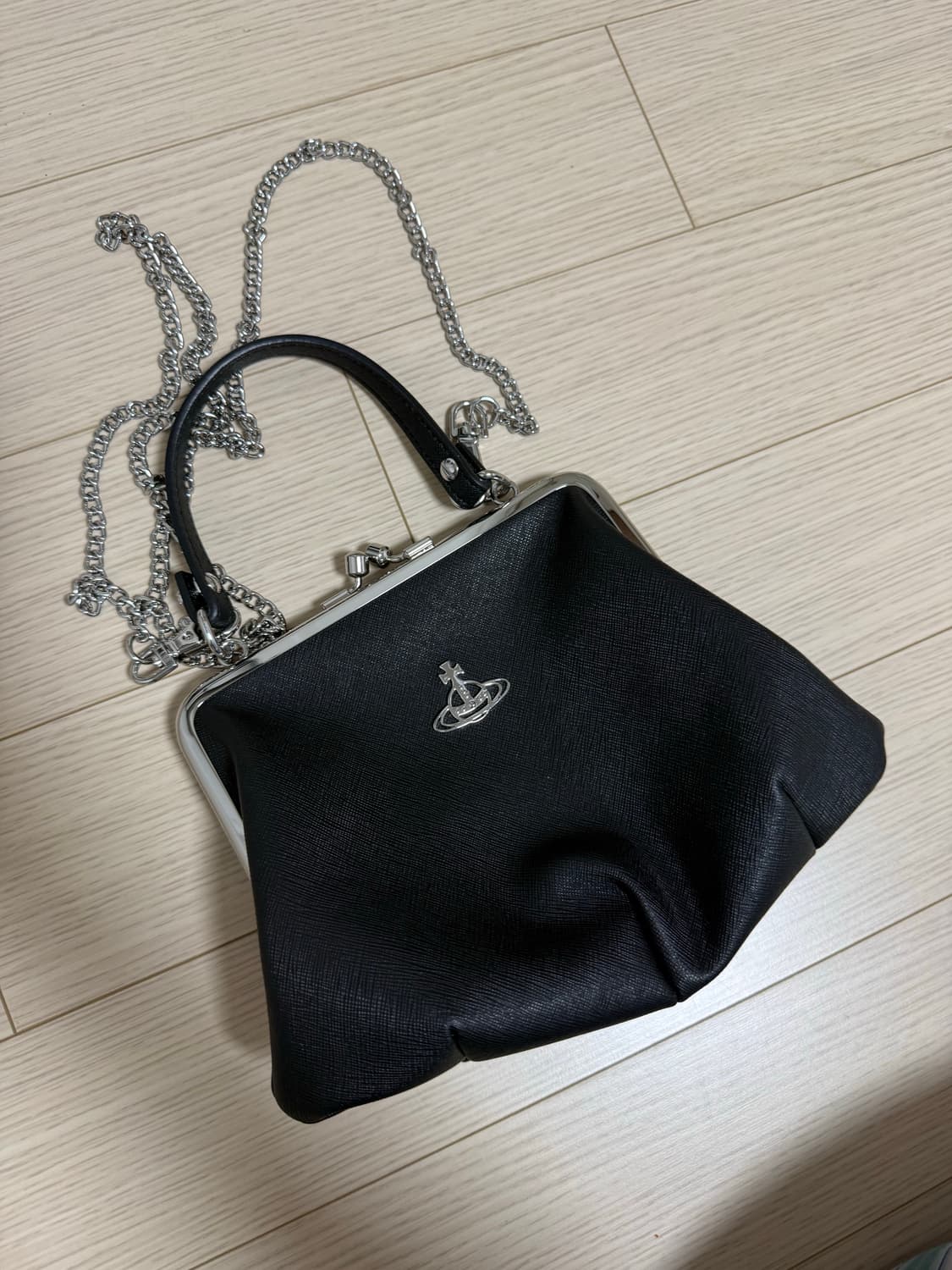 비비안웨스트우드 펄스 체인백 상품이미지2