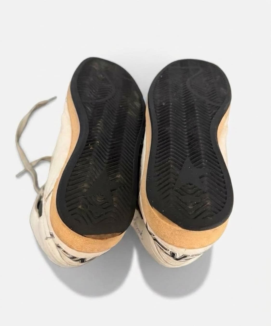 Golden Goose 스키이하이 42 상품이미지8