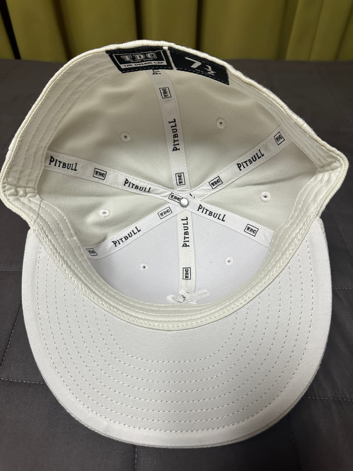 YVL 모자 WHITE ON WHITE 7 1/2 상품이미지3