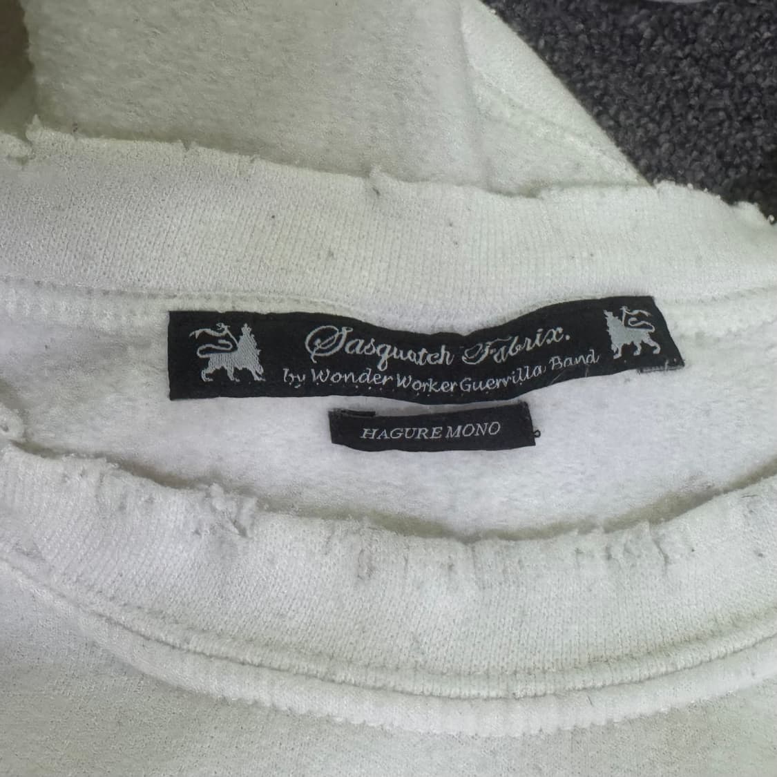 사스콰치패브릭스 맨투맨 상품이미지6