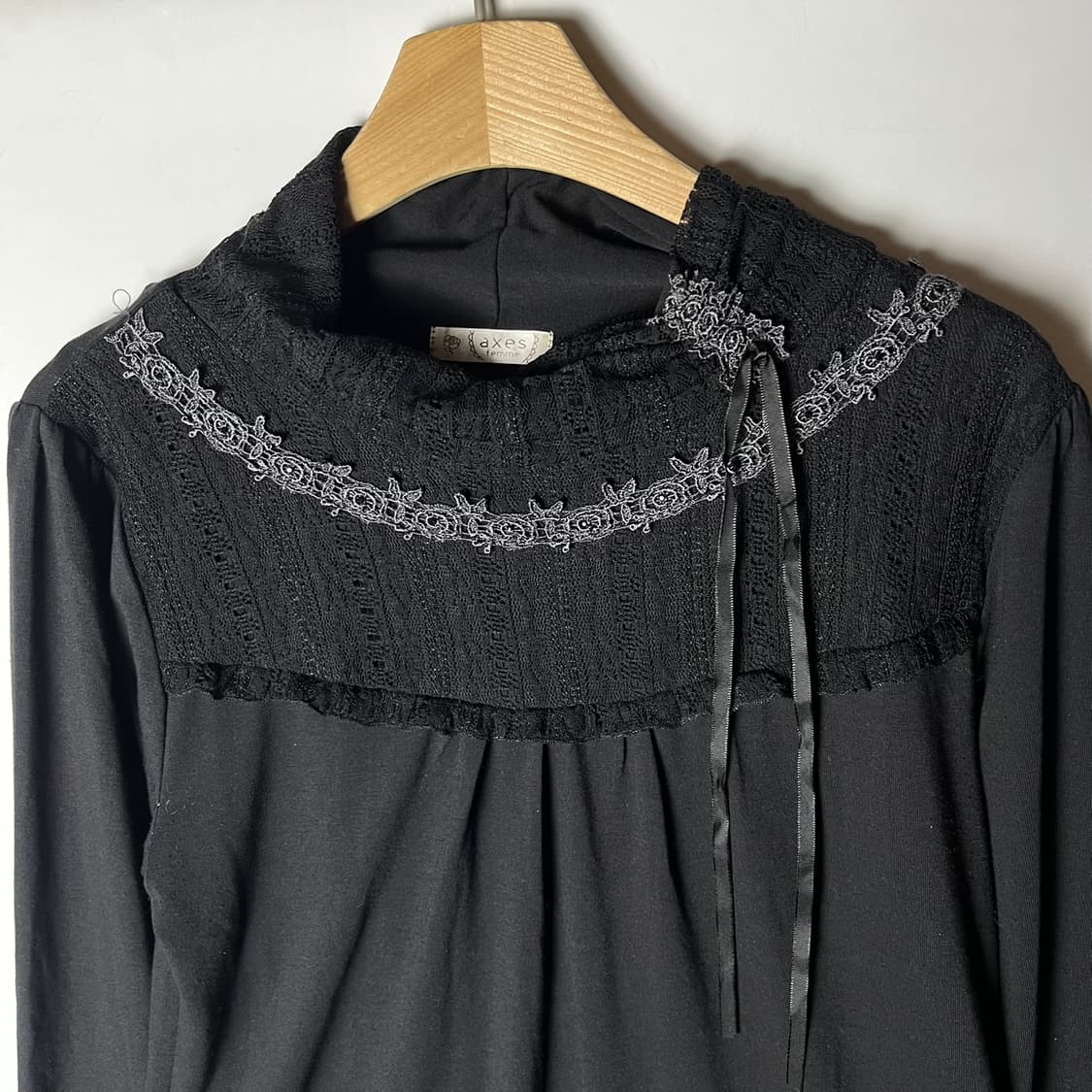 [AXES FEMME] 엑시즈팜 레이스업 롱슬리브 상품이미지3