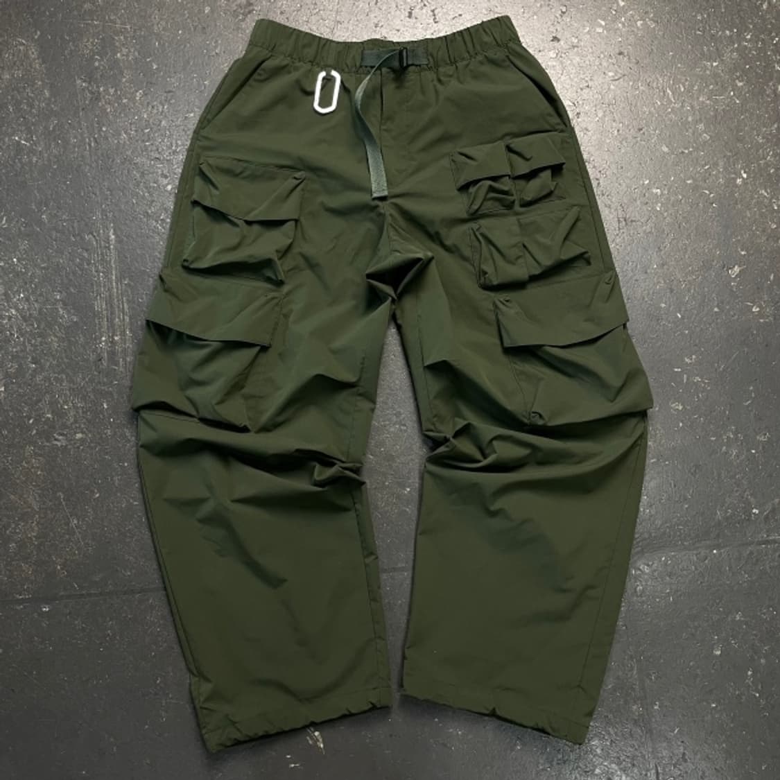 95 하이드아웃 와이드 파라슈트 카고팬츠  상품이미지1