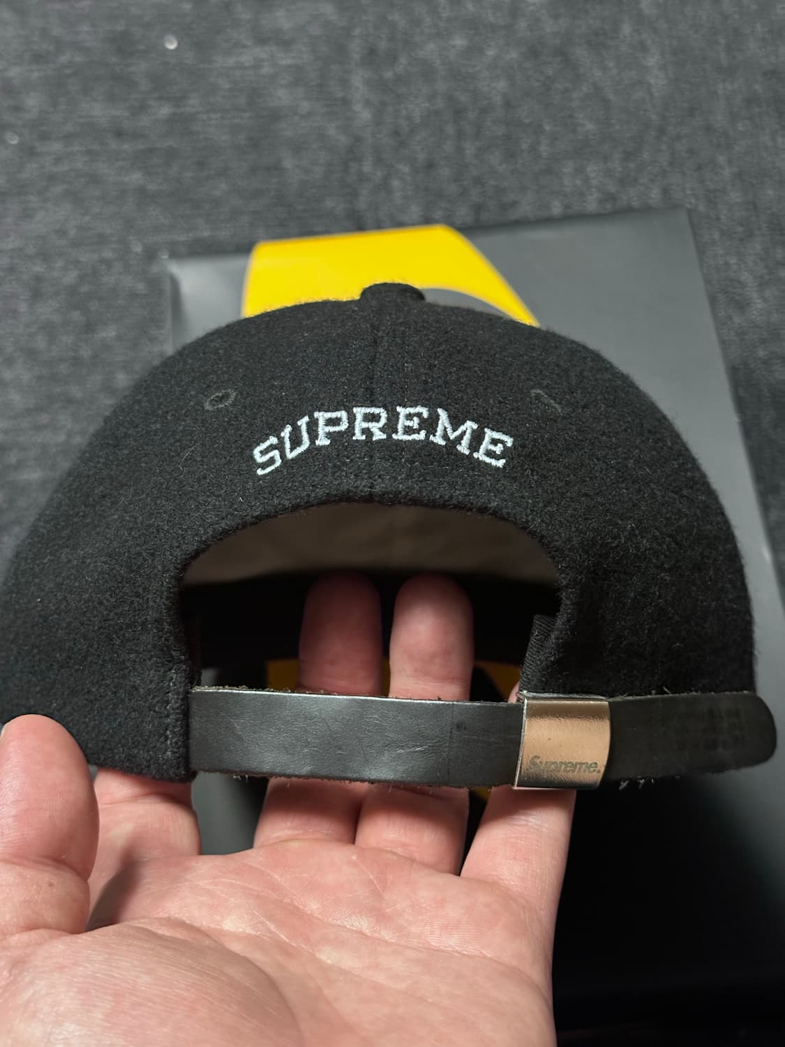 Supreme 울 S로고 6패널 + 조던 레트로 폴른275사이즈 상품이미지4