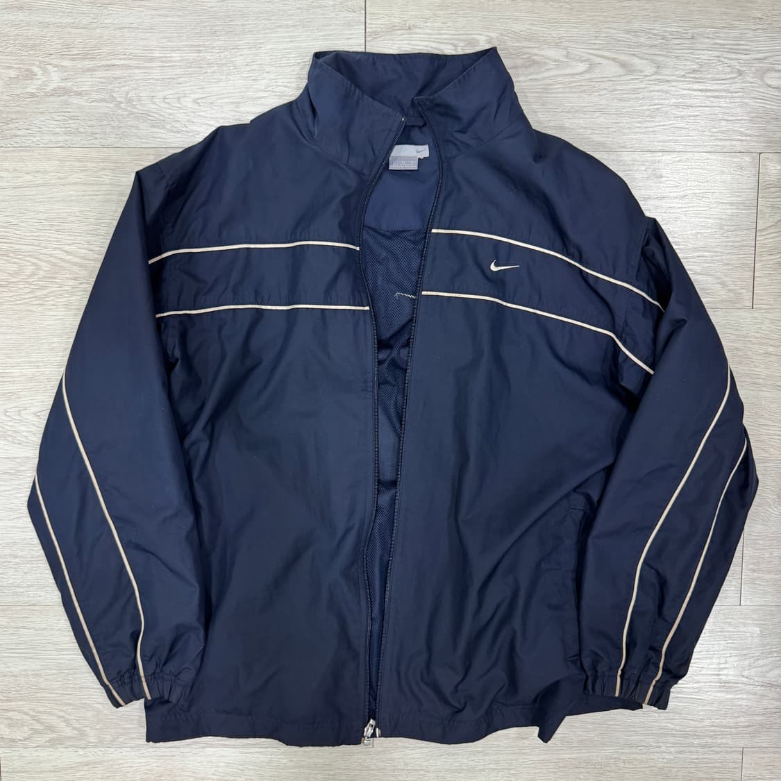 나이키 올드스쿨 바람막이 자켓 네이비 상품이미지2