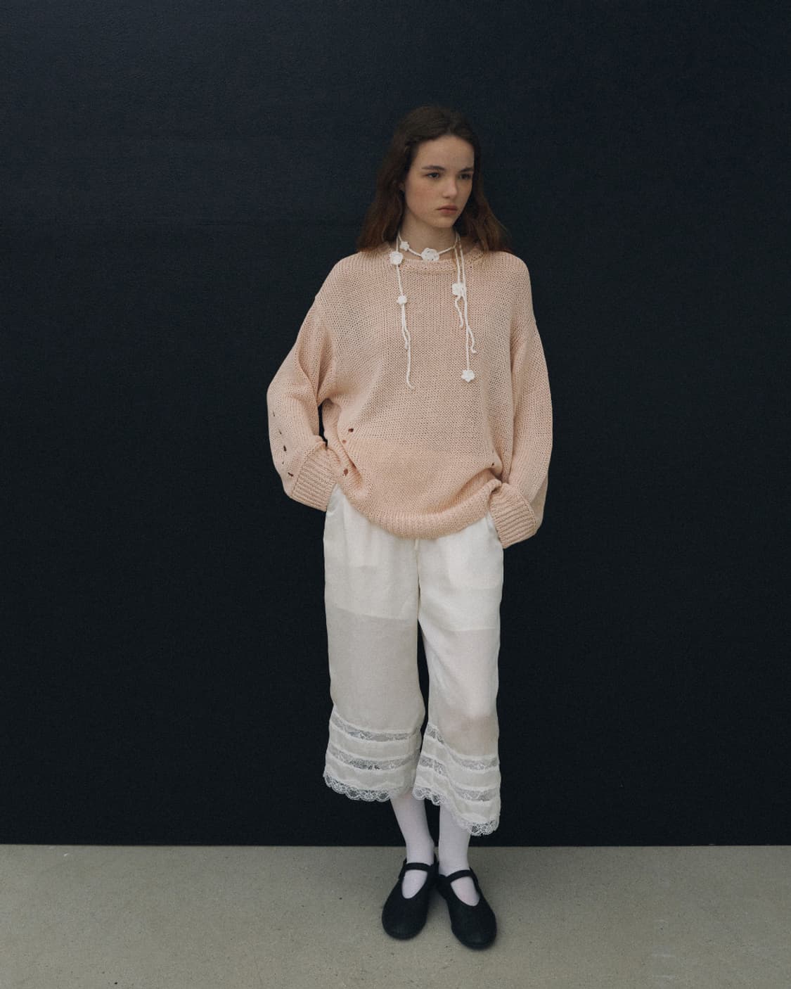 아유서울 SATIN LACE CROPPED PANTS IVORY 상품이미지1