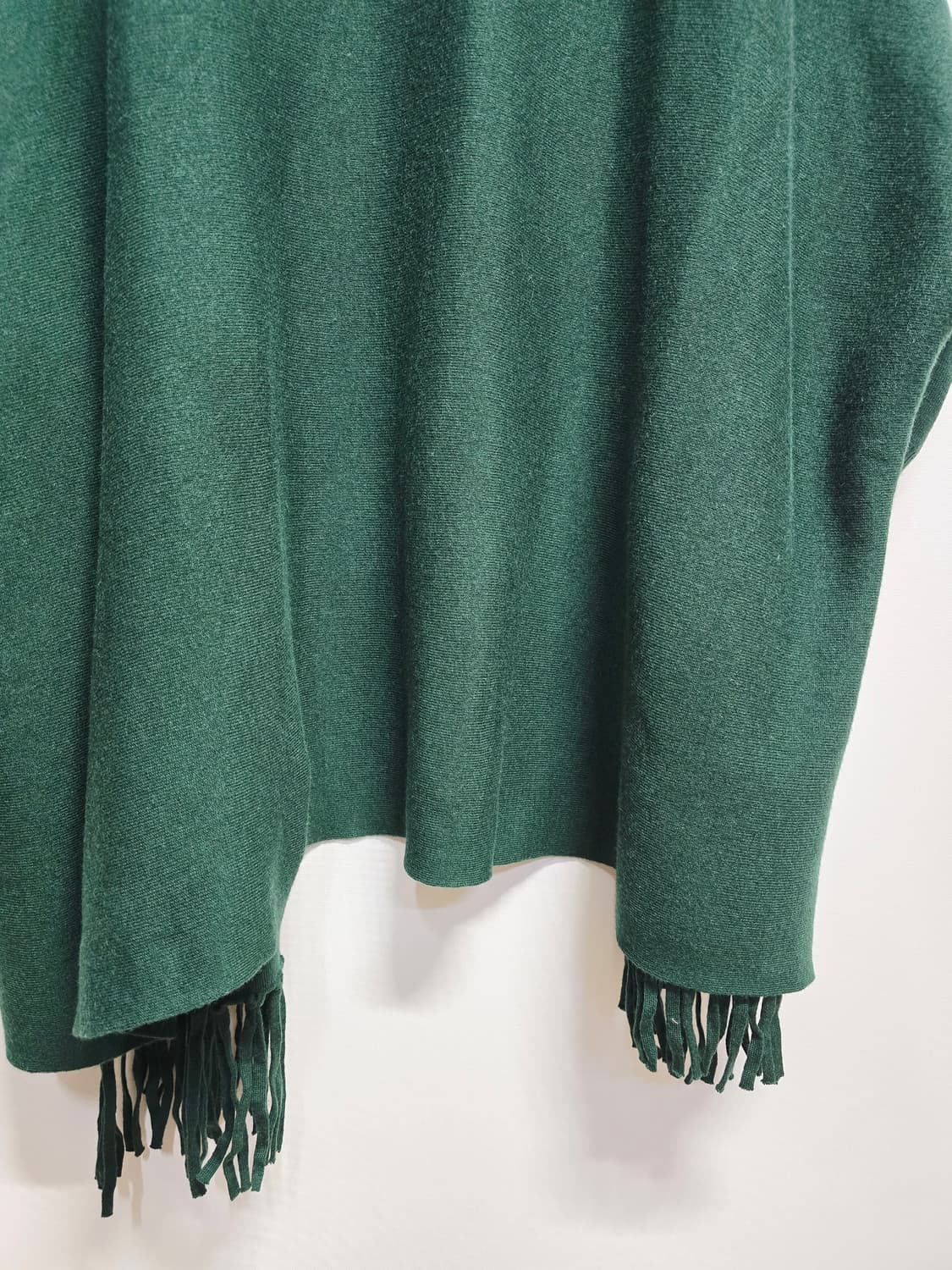 산드로 케이프 그린색상 니트 숄 가디건 프린지 장식 상품이미지7