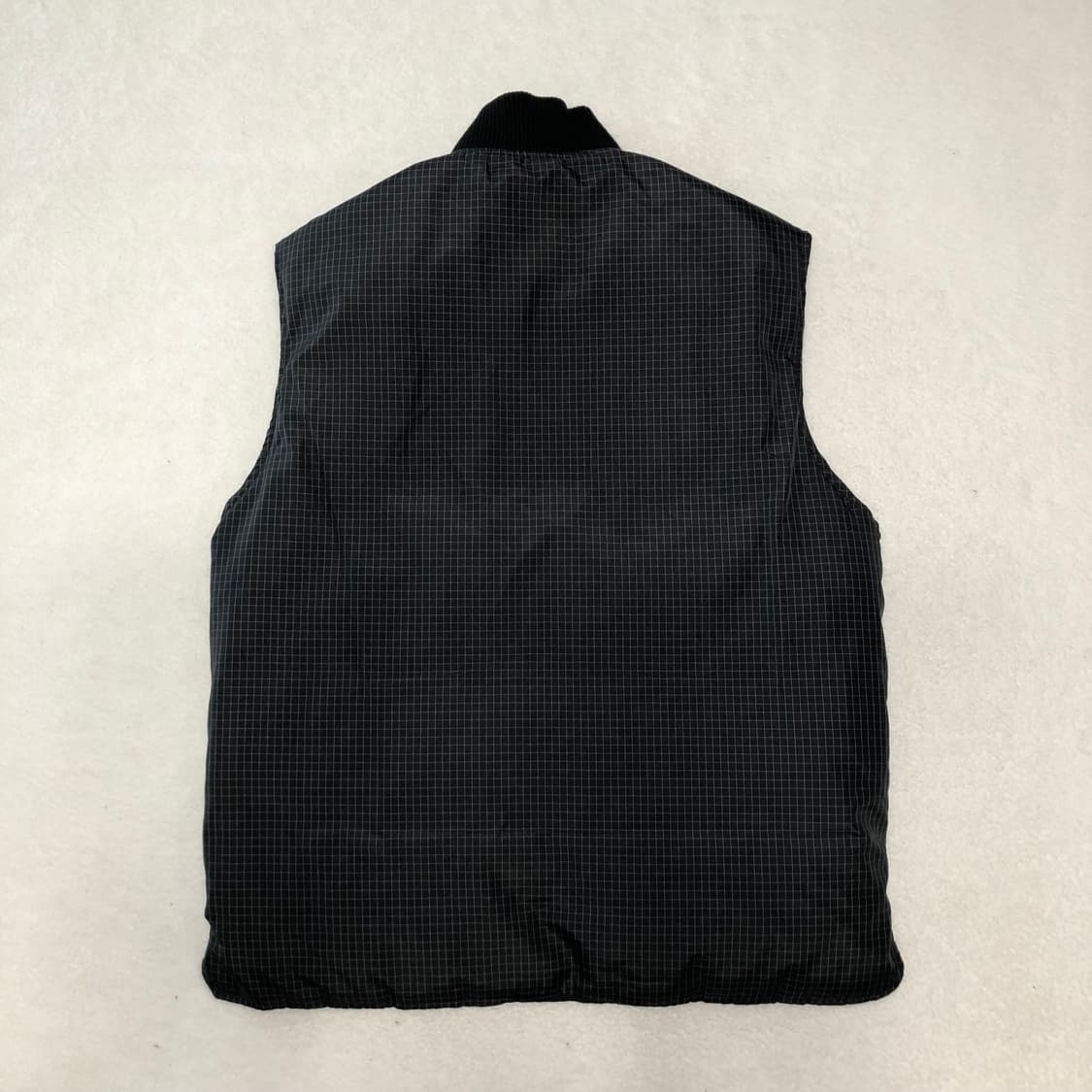 입생로랑 리버시블 패딩조끼  상품이미지4