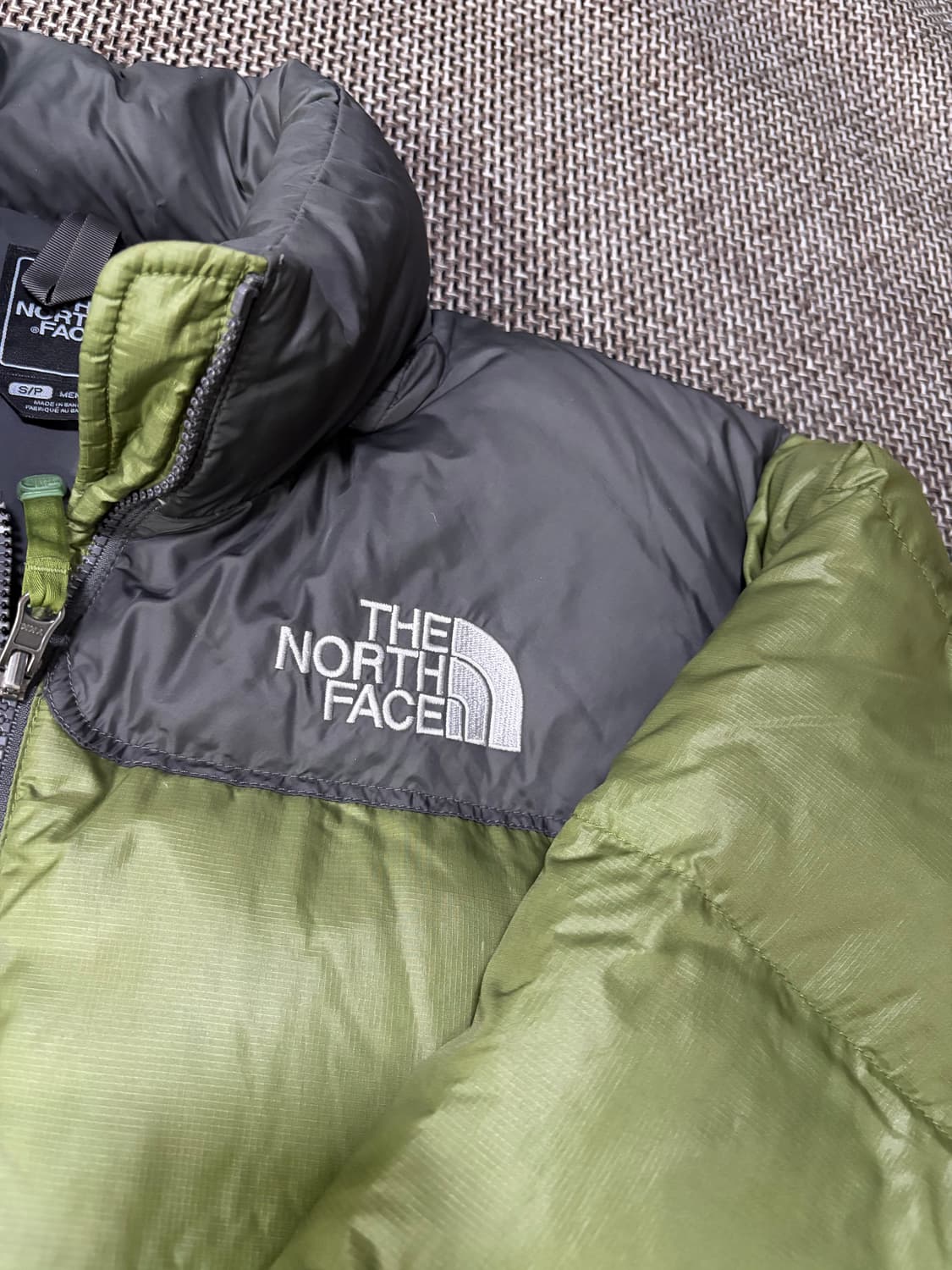 노스페이스 올리브 레트로 눕시 700 상품이미지5