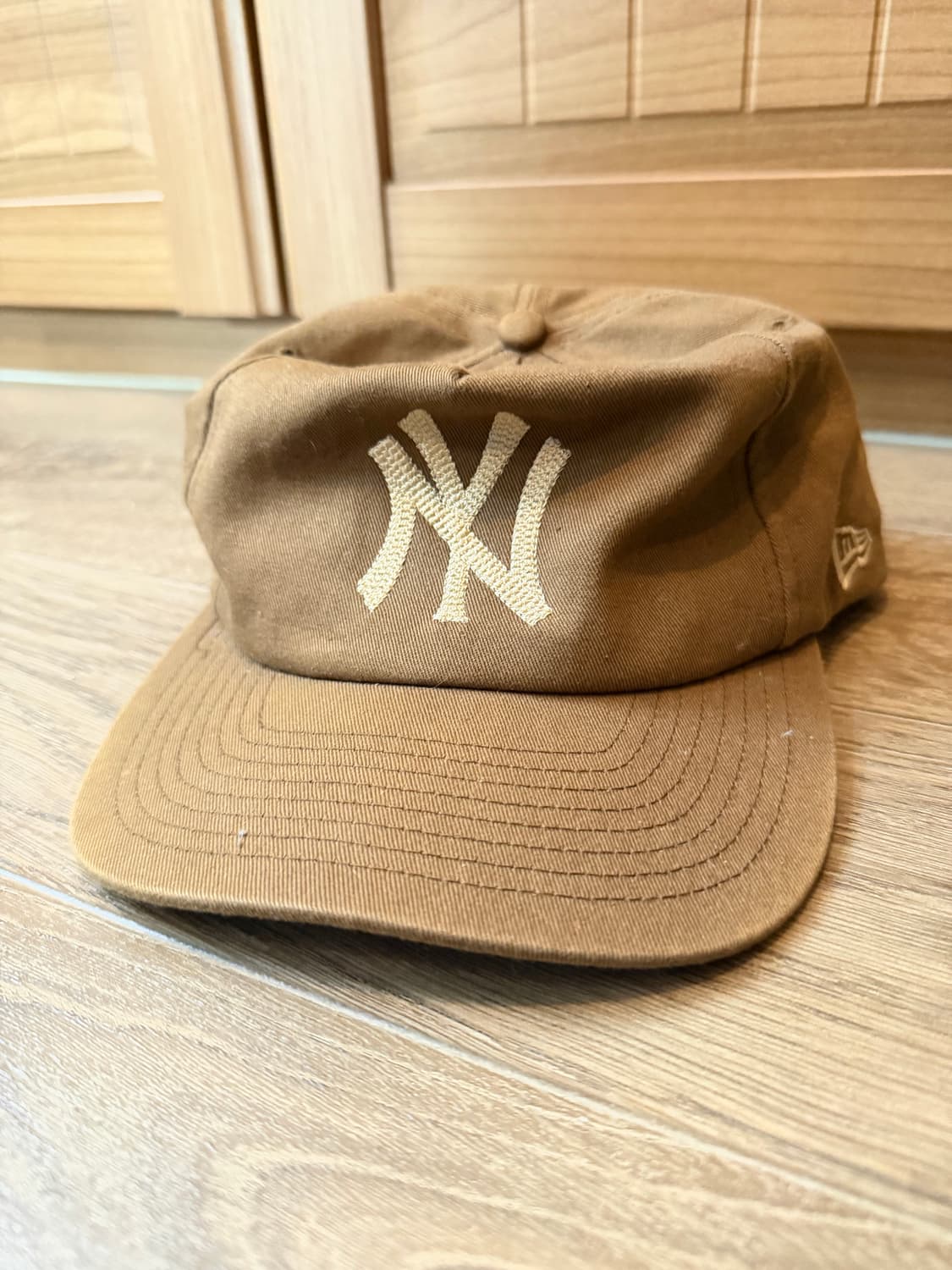 먼데이석 mondaysuck 브라운 모자 상품이미지1