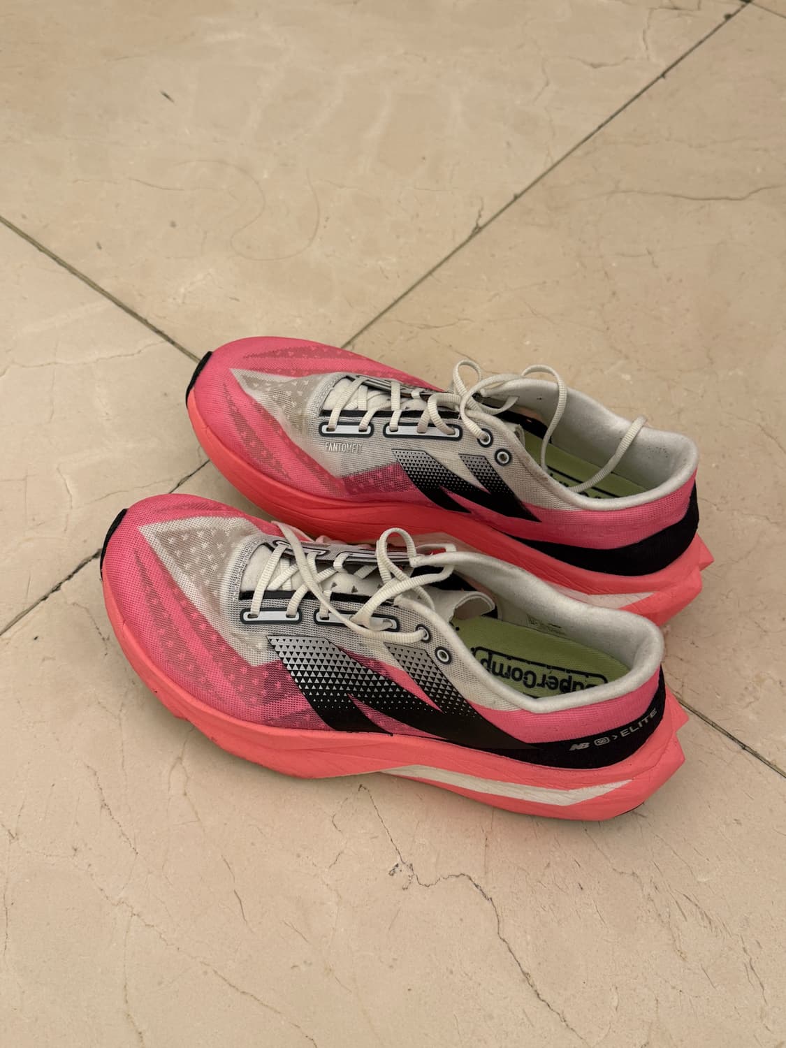 뉴발란스엘리트 런닝화카본화 265사이즈 상품이미지2