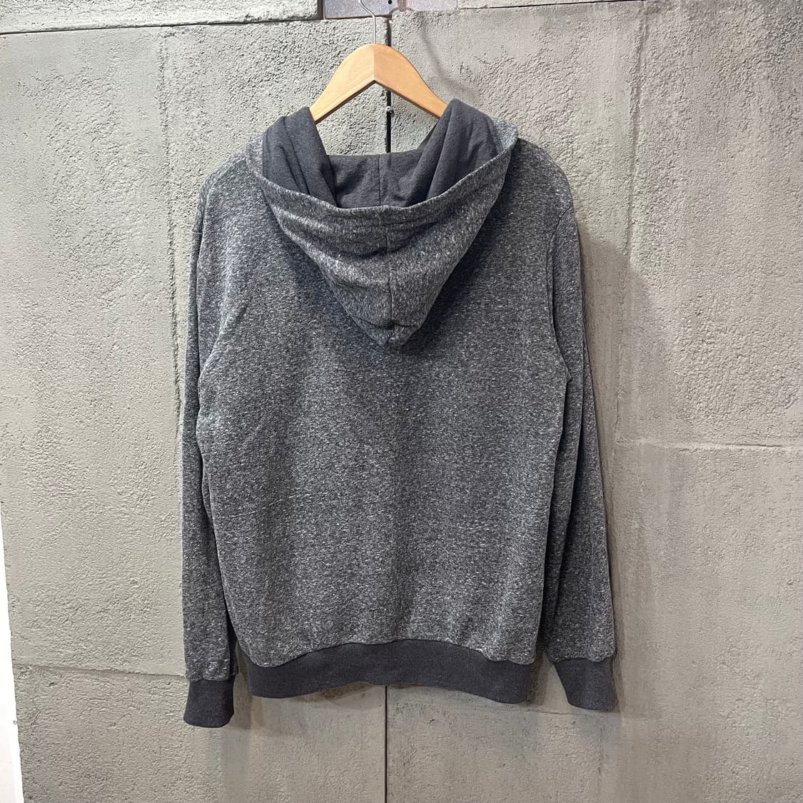 토글 버튼 후드티 상품이미지4