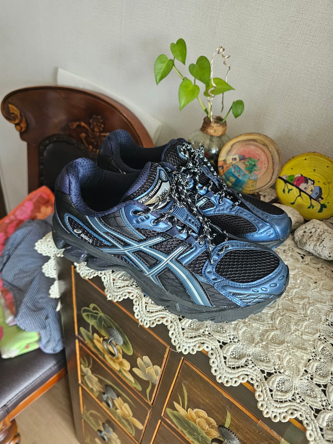 1회착 아식스 젤 님버스 10.1 팝니다 270 블랙 그랜드 샤크 상품이미지3