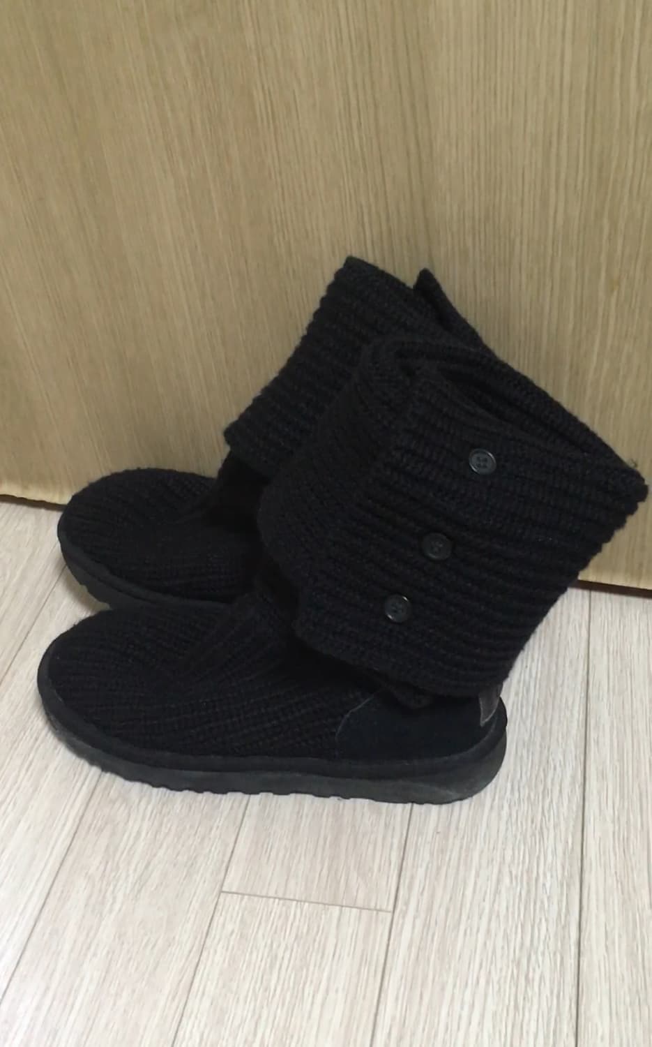 어그 카디 부츠 블랙 상품이미지4