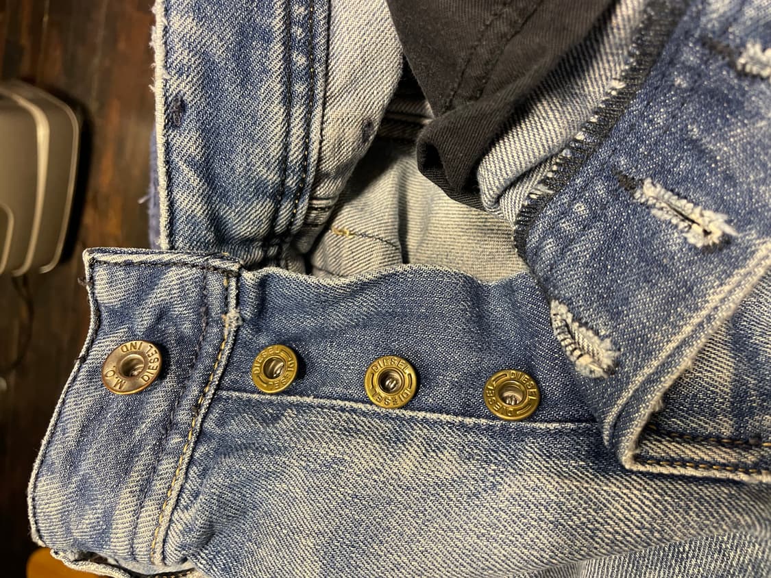 디젤 로우라이즈 부츠컷 데님팬츠 상품이미지9