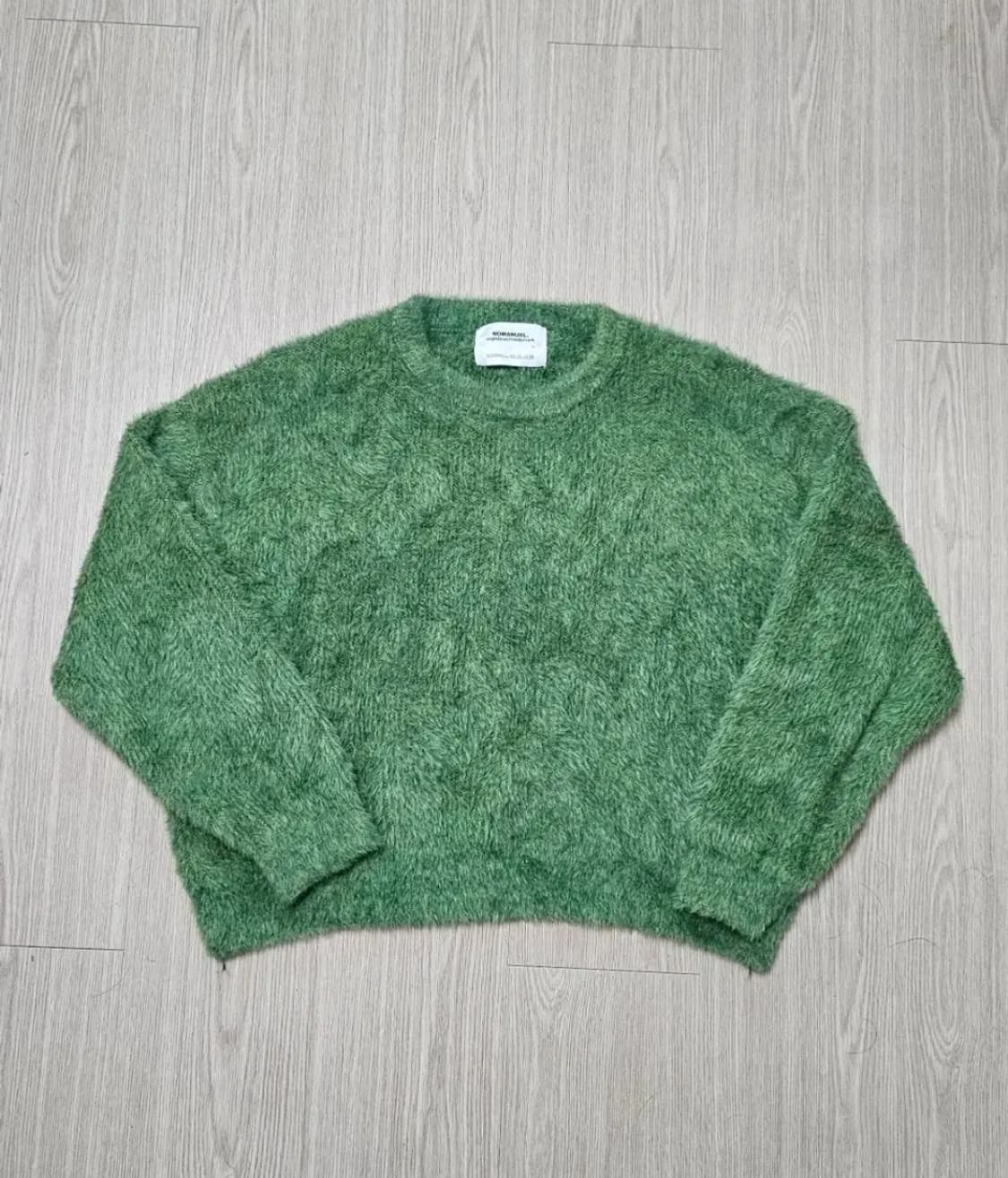 노매뉴얼 크롭 헤어리 니트 m 상품이미지1