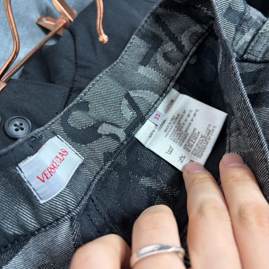 베르사체 클래식 멀티로고 데님 팬츠 상품이미지8