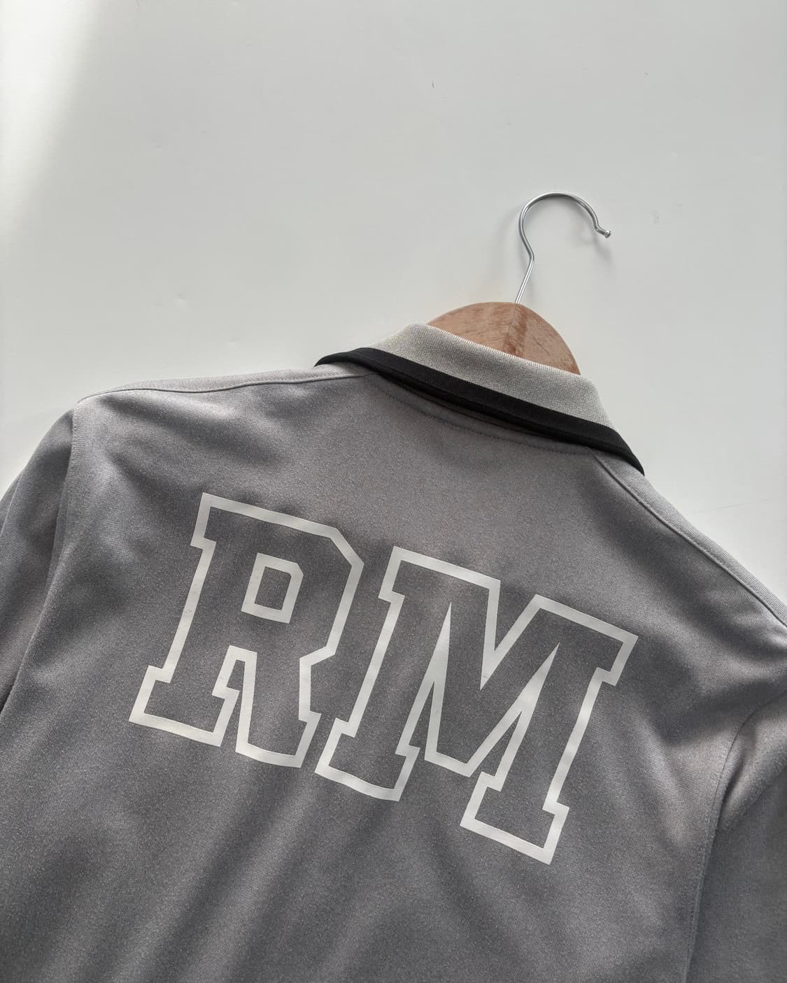 Adidas 아디다스 레알마드리드 RM 로고 실버그레이 컬러 트랙탑 상품이미지6