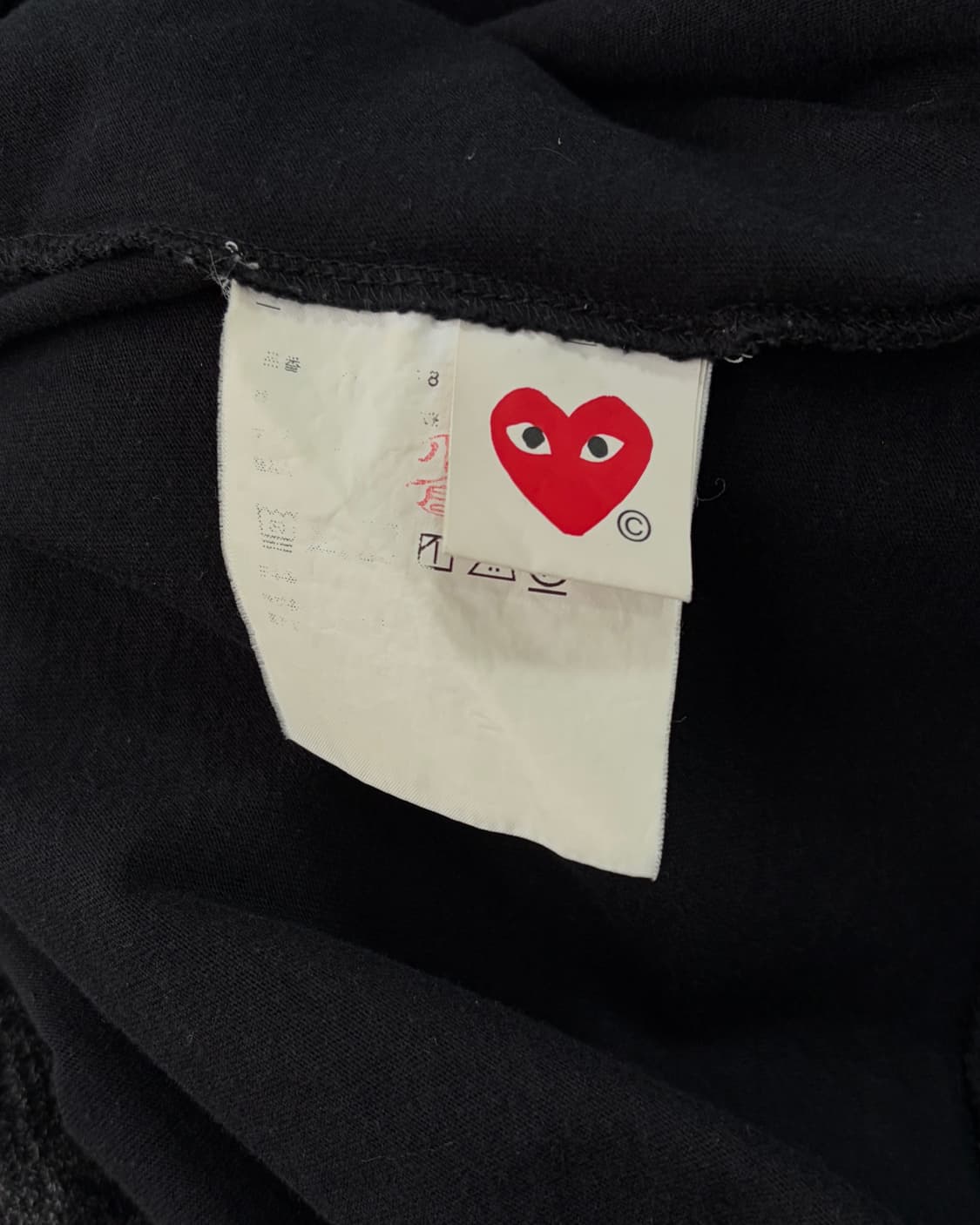 [L]꼼데가르송 플레이 레드 와펜 롱 슬리브 상품이미지8