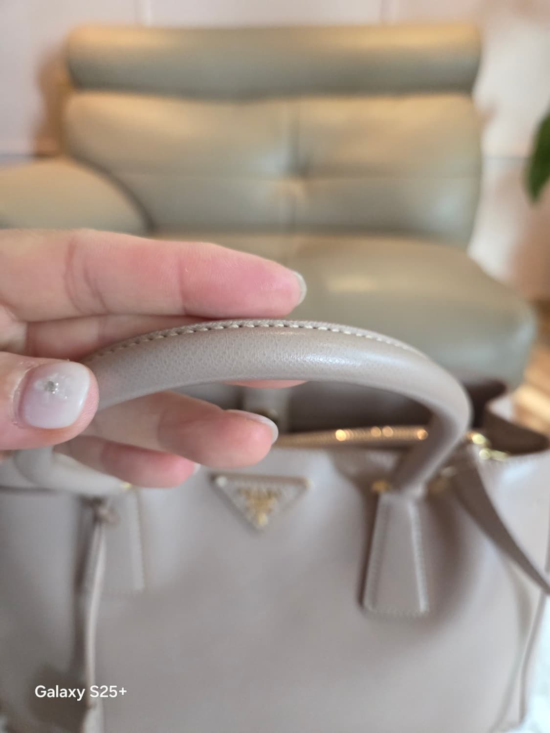 프라다 BN1874 인디핑크 사피아노 럭스 토트백, 스트랩 상품이미지2