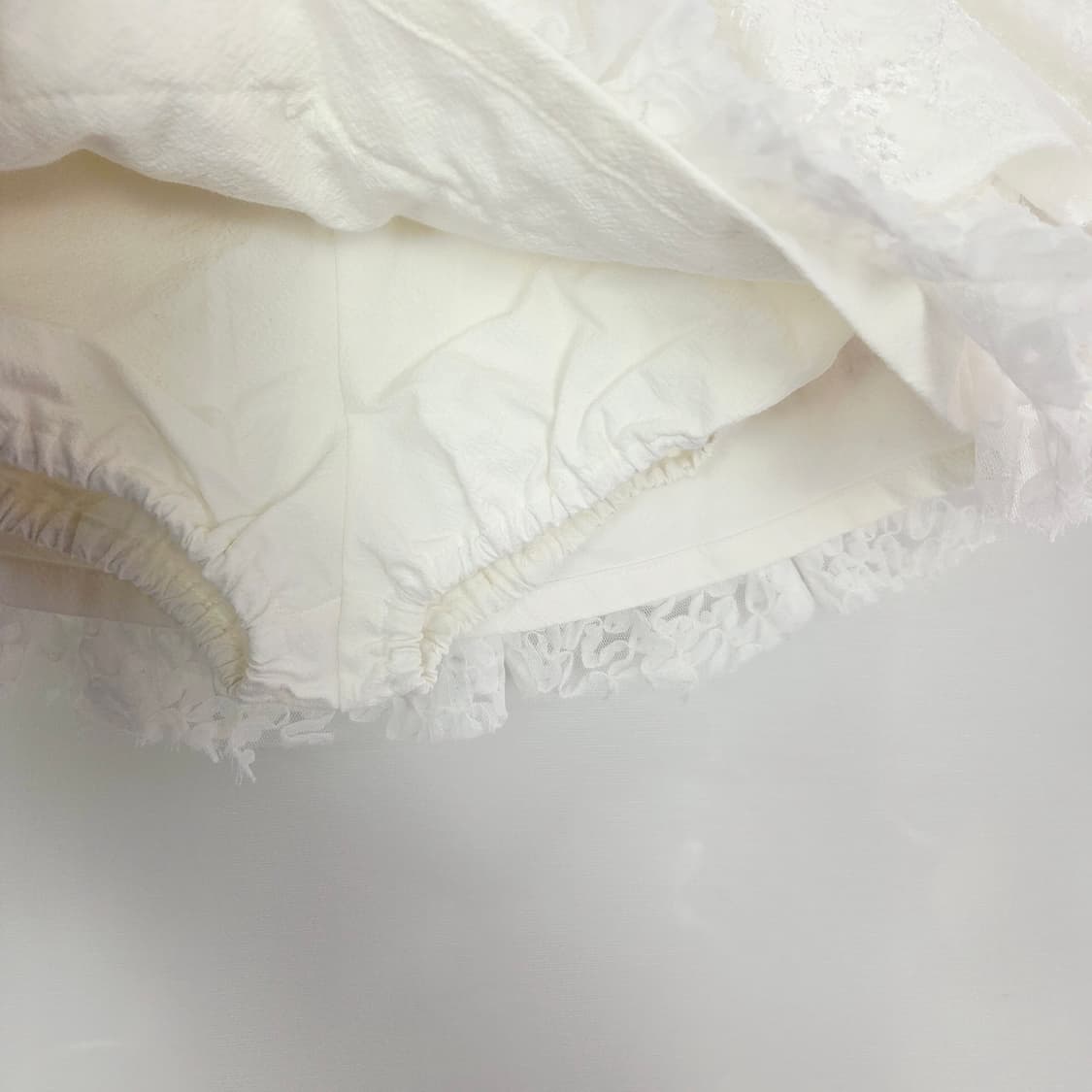 [GLOWNY] 글로니 레이스 러플 미니스커트 화이트 S 발레코어 여친룩 상품이미지4