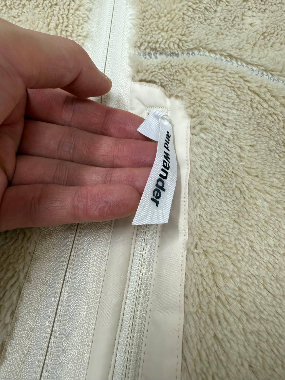 앤드원더 하이로프트 L 사이즈  상태 9.8/10  사진찍고 절대 안입습 상품이미지4