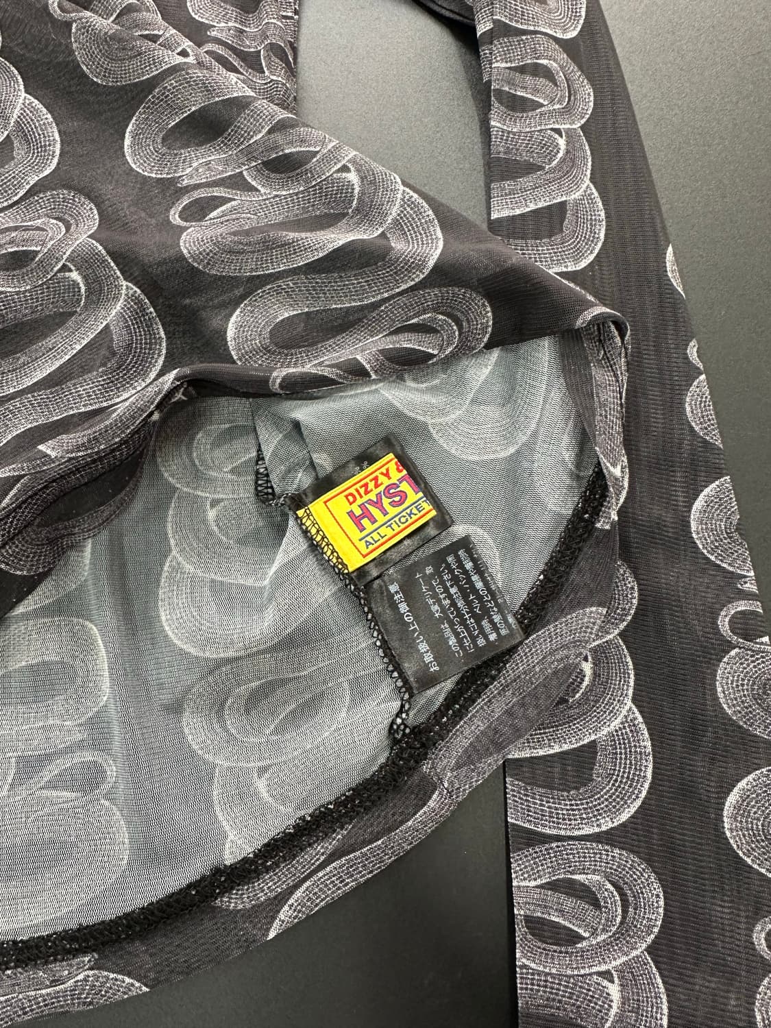 히스테릭글래머 스네이크 루프패턴 롱슬리브  상품이미지6