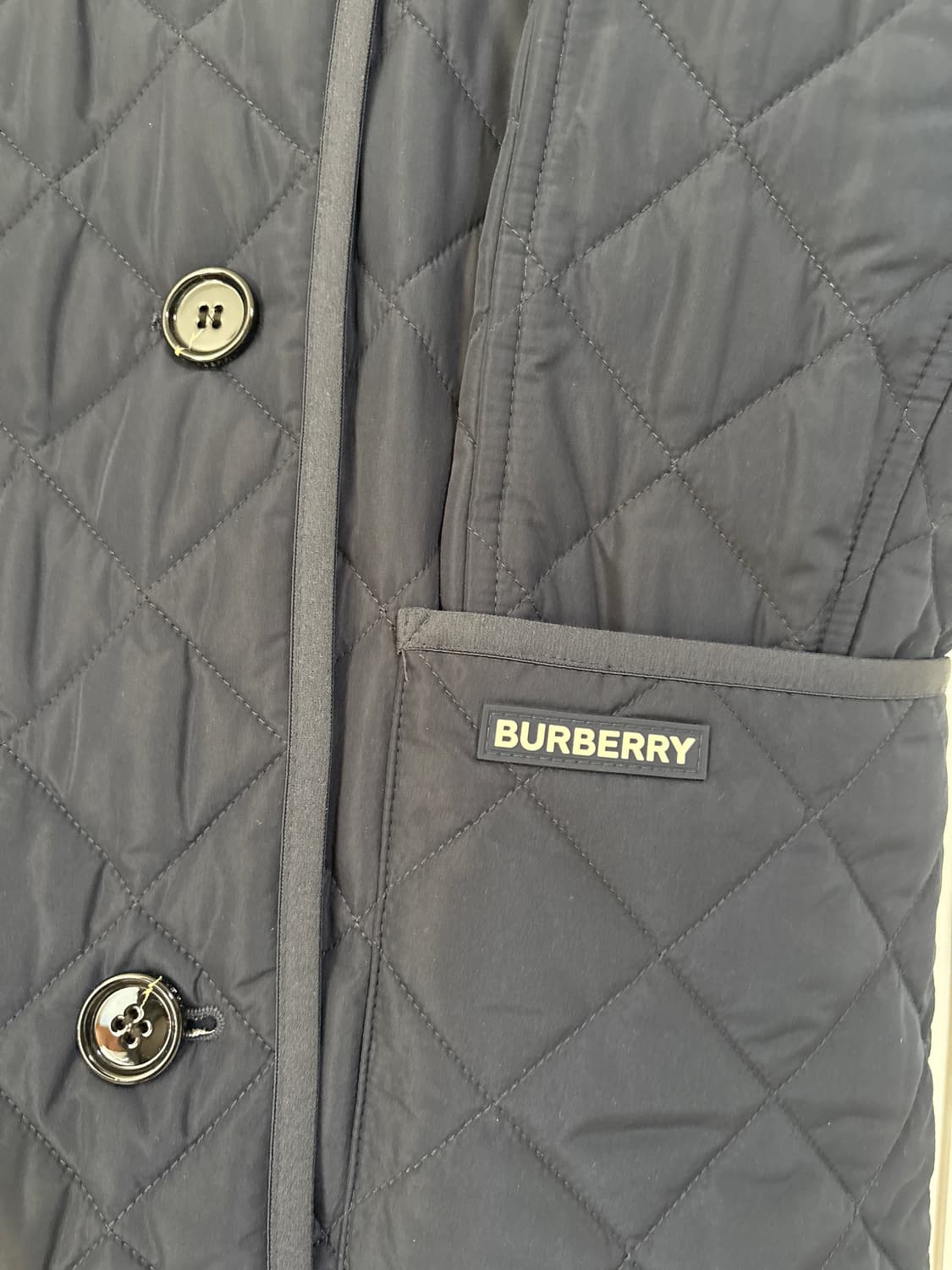 버버리 뉴타이팅 여성 롱 퀼팅 자켓 네이비 새상품 상품이미지3