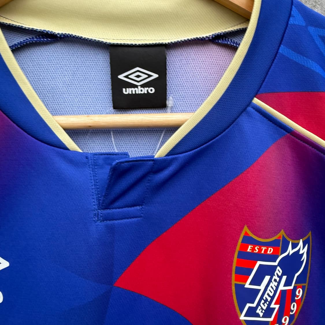 2018 엄브로 FC 도쿄 홈 유니폼 [새상품] 상품이미지7