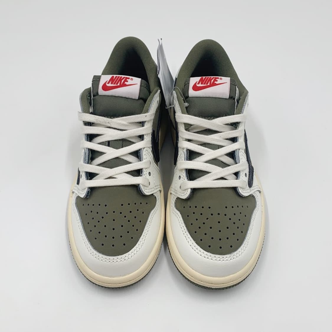 에어 조던 1 로우 OG SP 트래비스스캇 미디엄 올리브 PS NO.99 상품이미지2