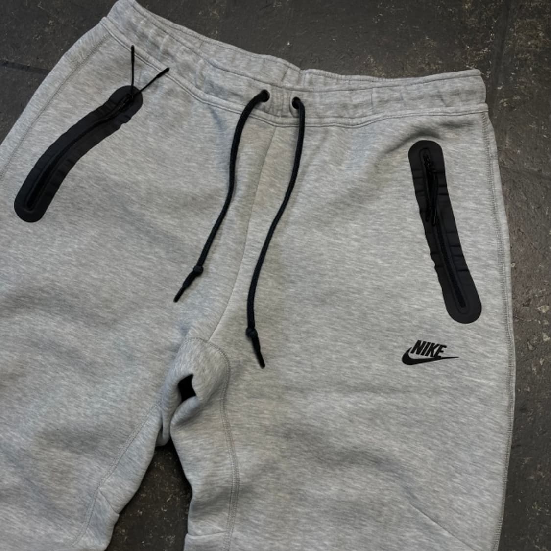 105 나이키 테크팩 팬츠 상품이미지2