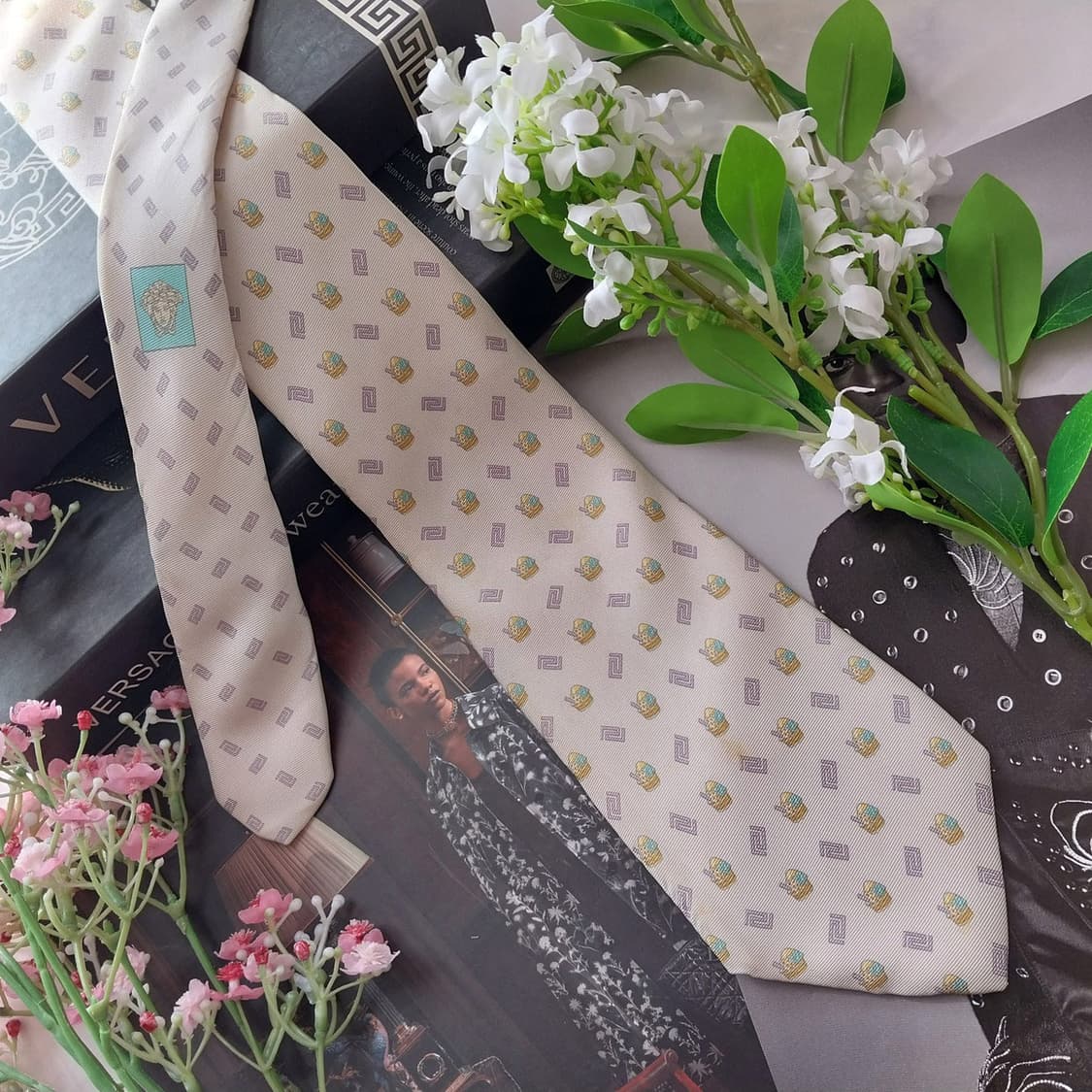 베르사체 실크 아이스크림 & 로고 모티브 넥타이 9cm B등급 K1949 상품이미지2