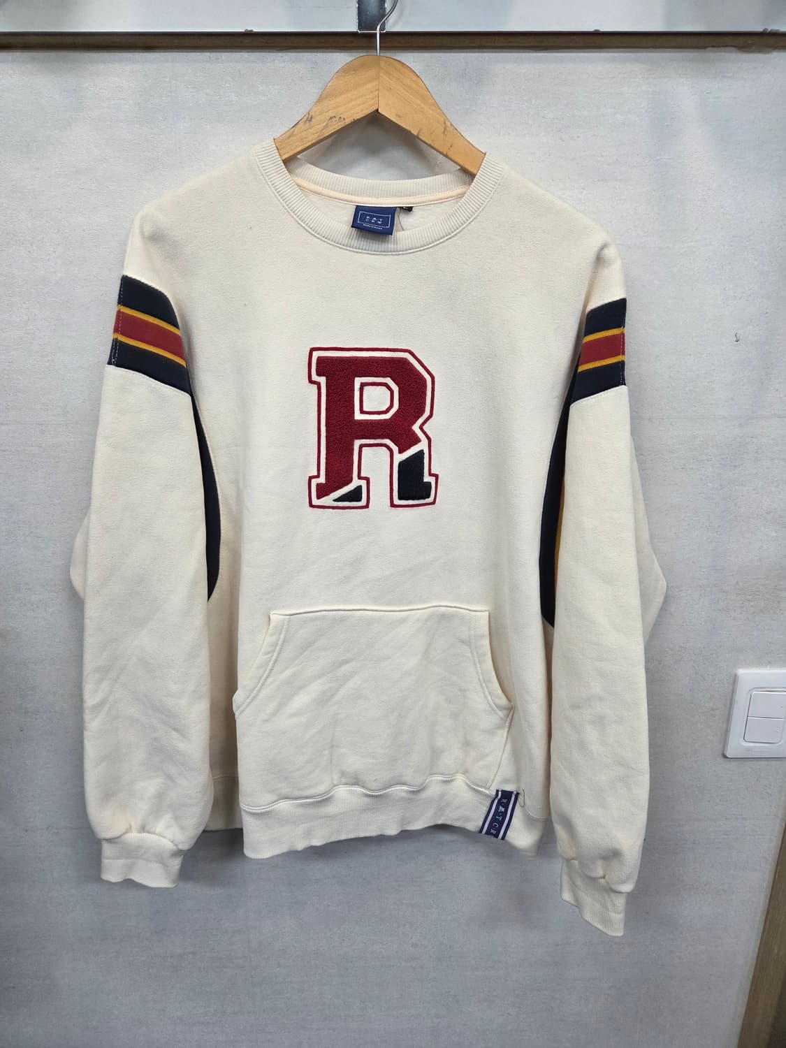 로맨틱크라운 빅로고 기모 맨투맨 L 상품이미지1