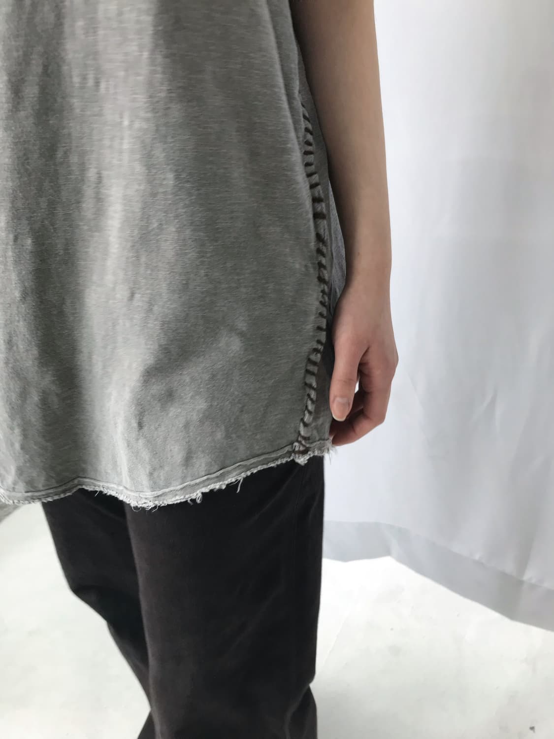 사이드 스티치 슬리브리스  상품이미지2