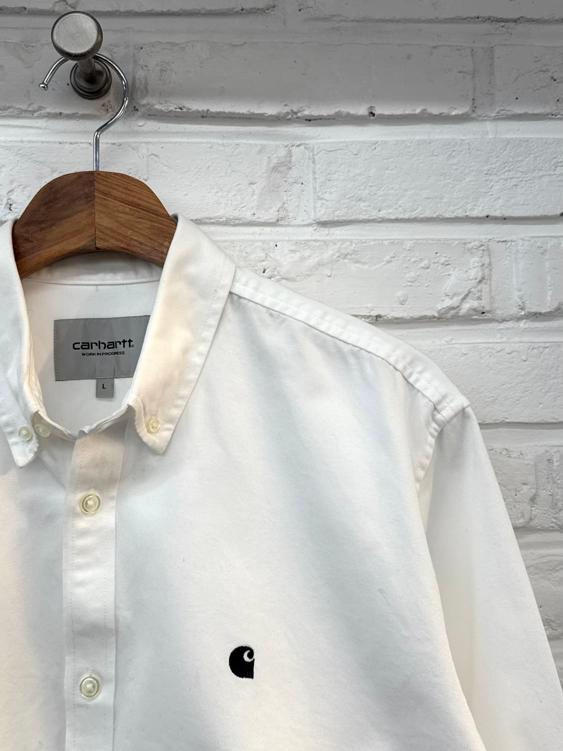 칼하트 화이트 셔츠 상품이미지4