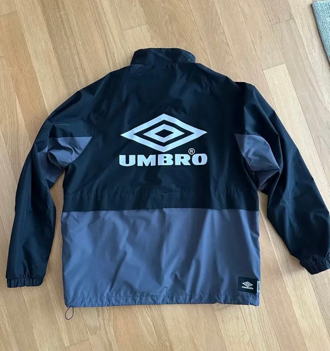 엄브로자켓 상품이미지2