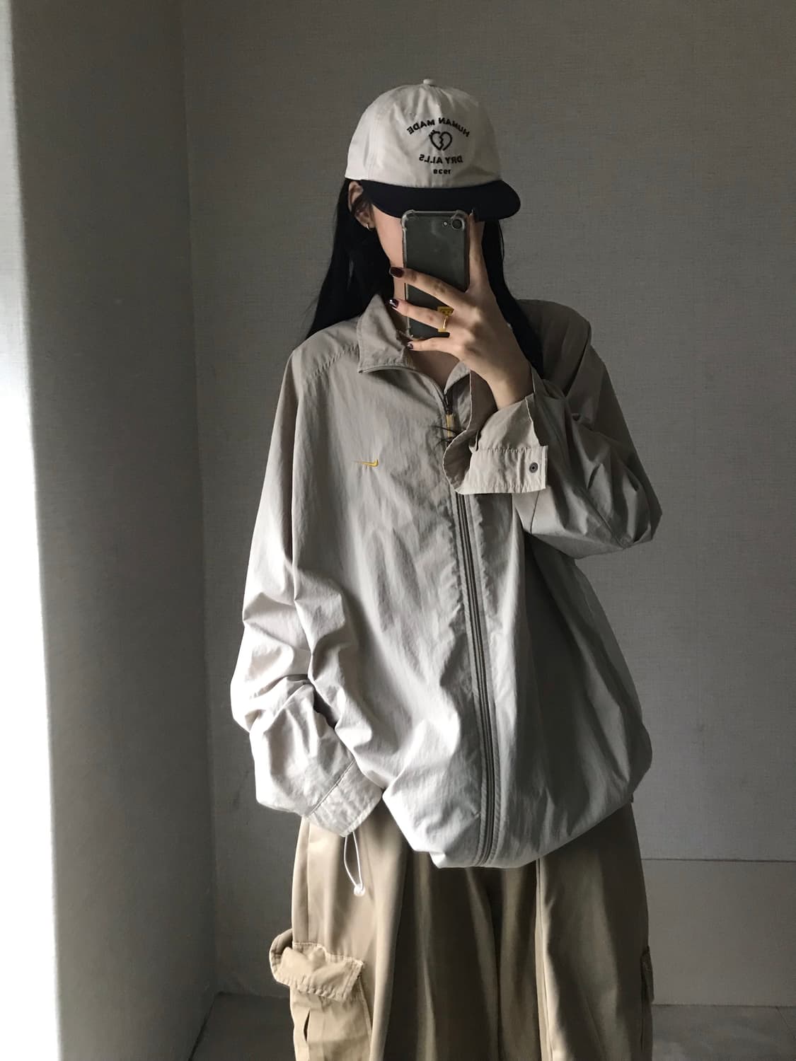 나이키 00s 베이지 오버핏 바람막이 상품이미지1