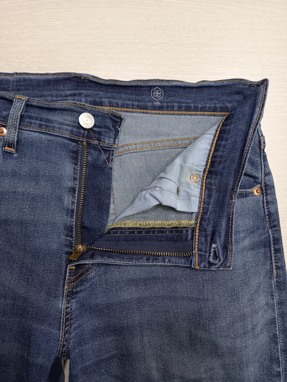 31 리바이스511 Premium 봄여름용 스판 슬림일자진 31-485 상품이미지6