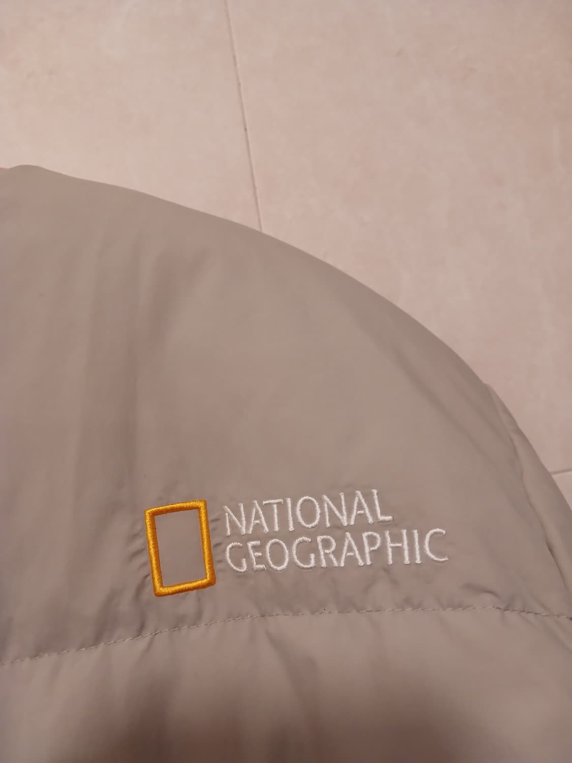 내셔널지오그래픽 정품 여성 경량패딩 M (95) 사이즈 상품이미지9