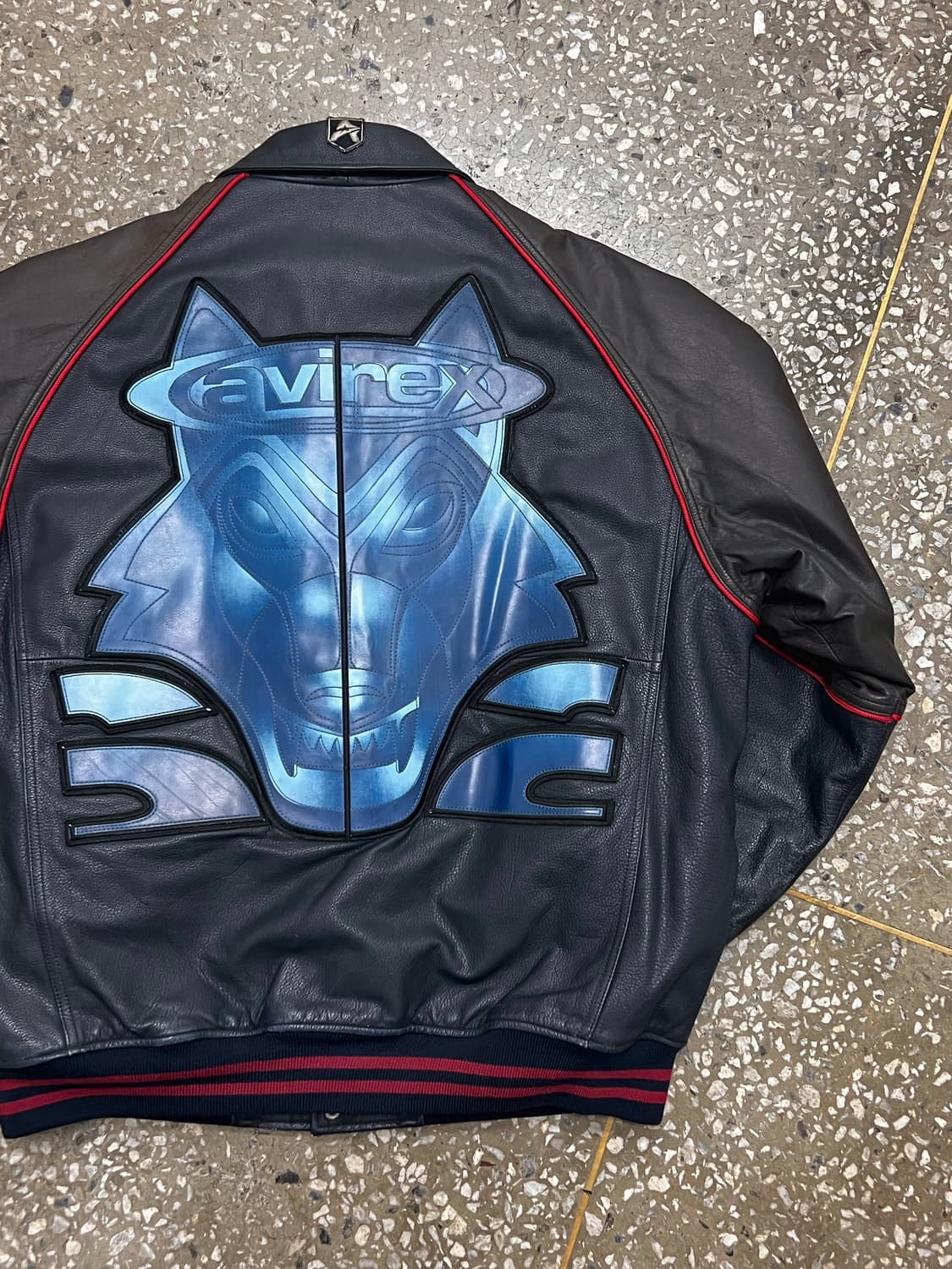 Avirex Wolf Cowhide Varsity Jacket  상품이미지2