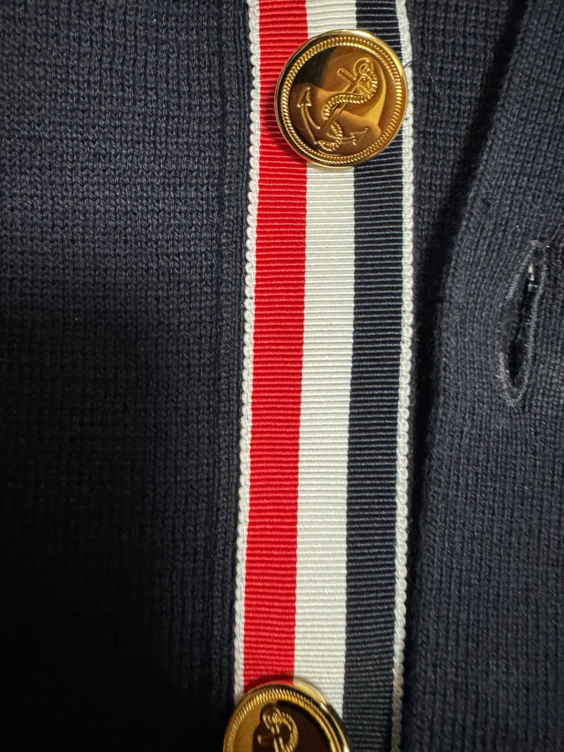 톰브라운 밀라노 스티치 금장 가디건 상품이미지3