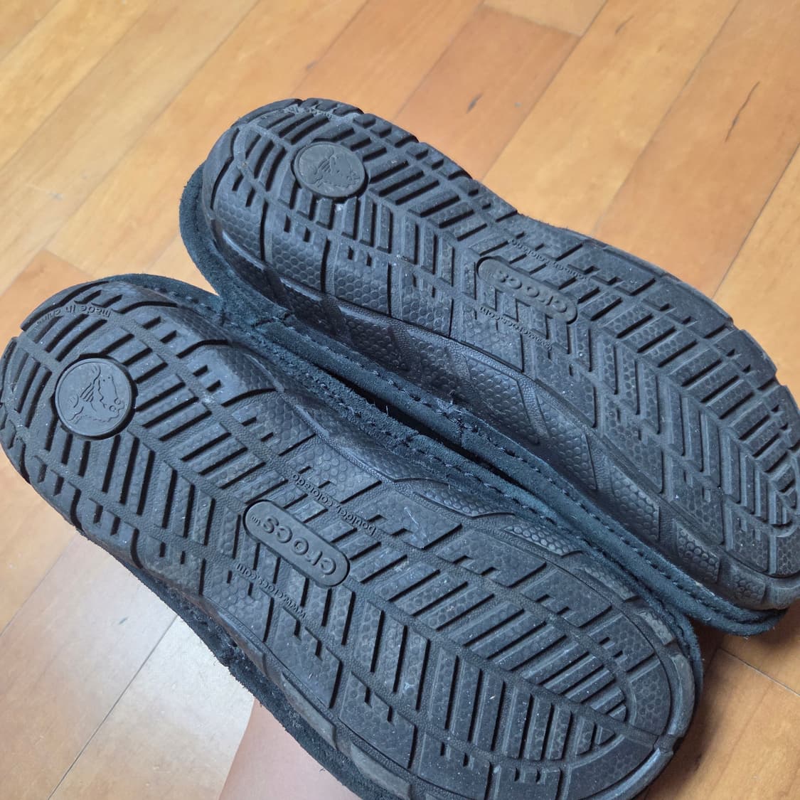 크록스 털 모카신 275 상품이미지2