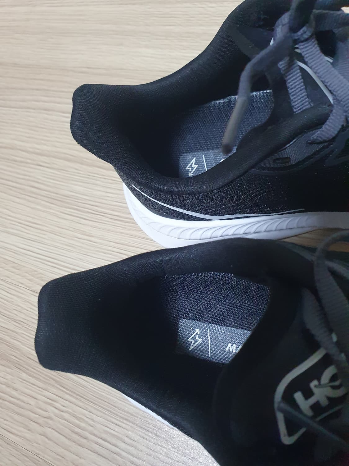 호카 오네오네 마하 6 러닝화 250 상품이미지8