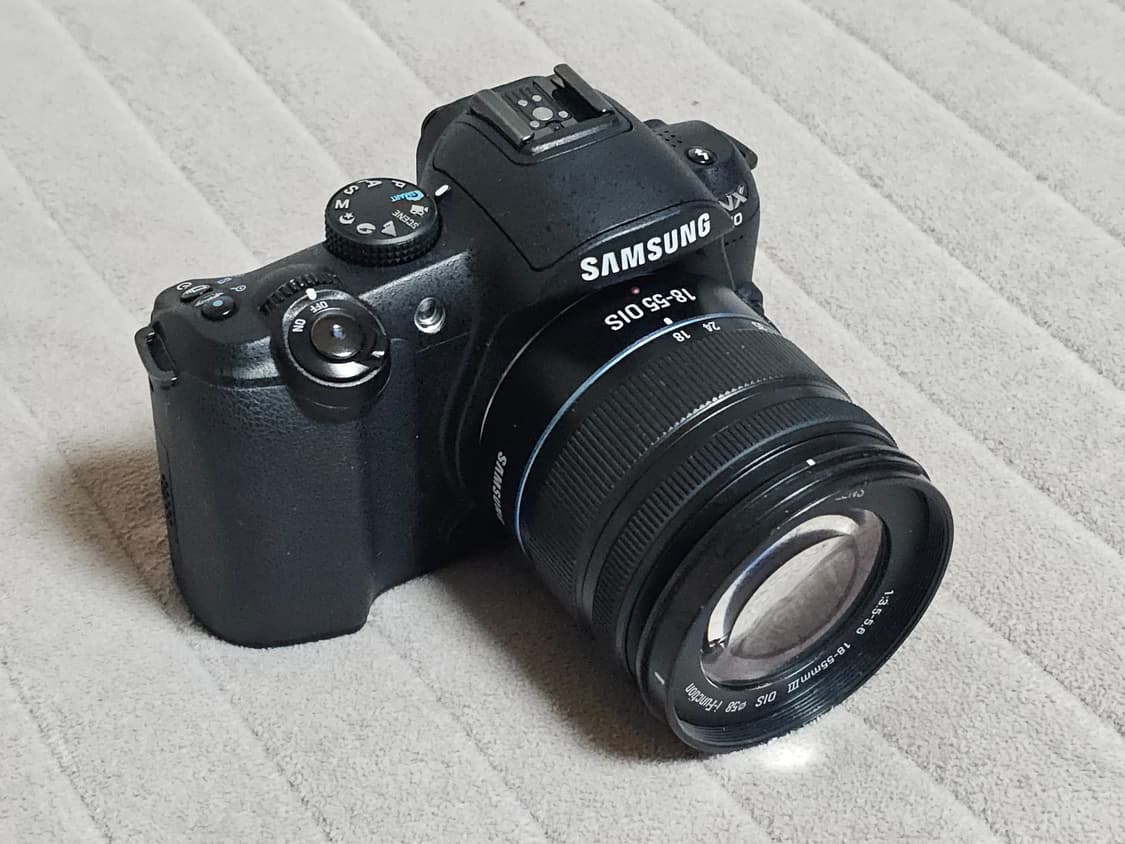 삼성 미러리스 카메라 NX10 상품이미지2