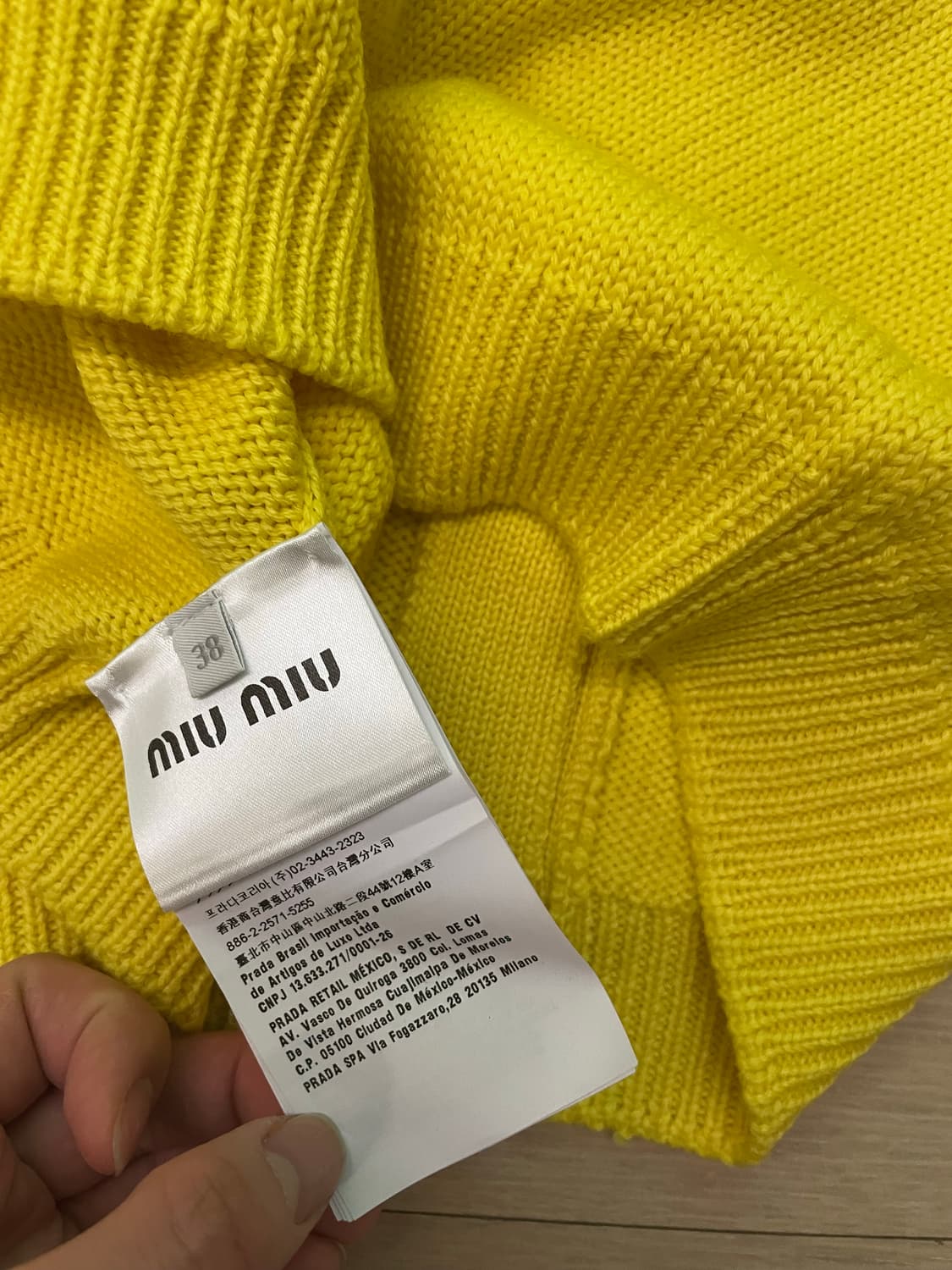 [새상품.정가250이상] miumiu 화사한 꽃이되는 니트 미우미우 상품이미지3