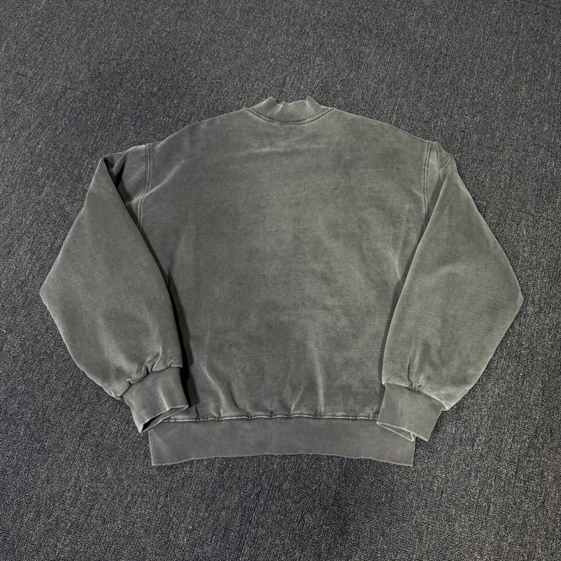 칼하트 WIP 비스타 스웻 봄버 상품이미지5