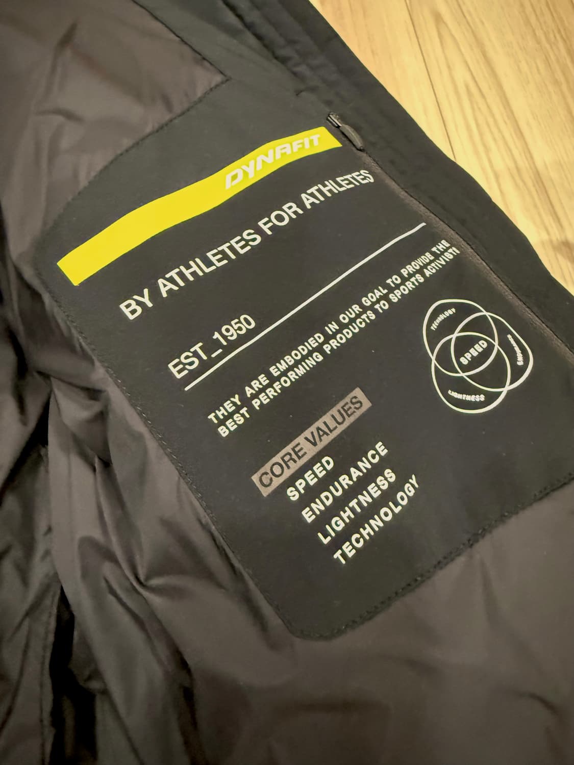 다이나핏 남성 슈퍼노바 후드 미들 덕다운 자켓 (2XL / 110) 상품이미지4